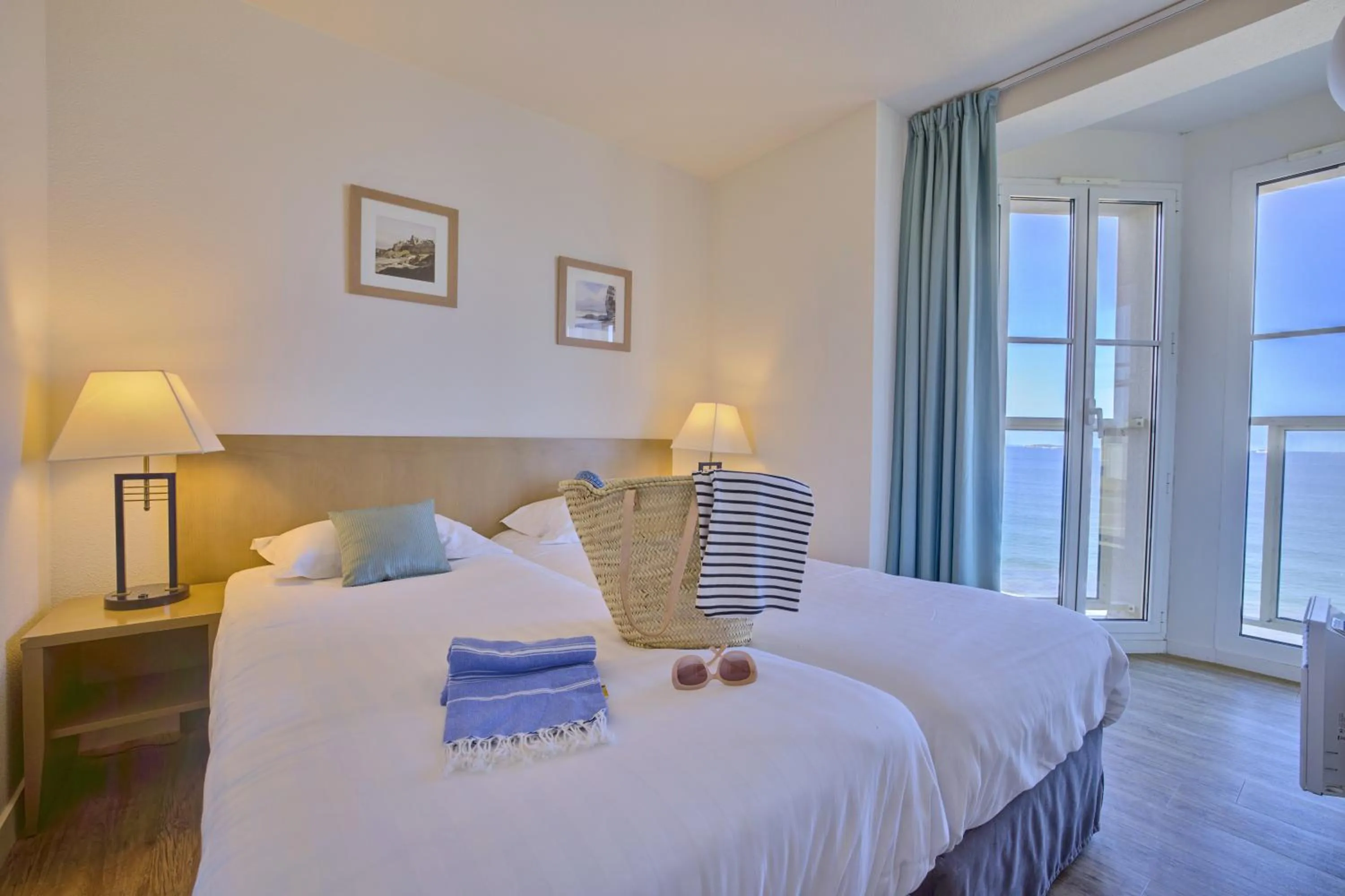 Bed in Residence Reine Marine