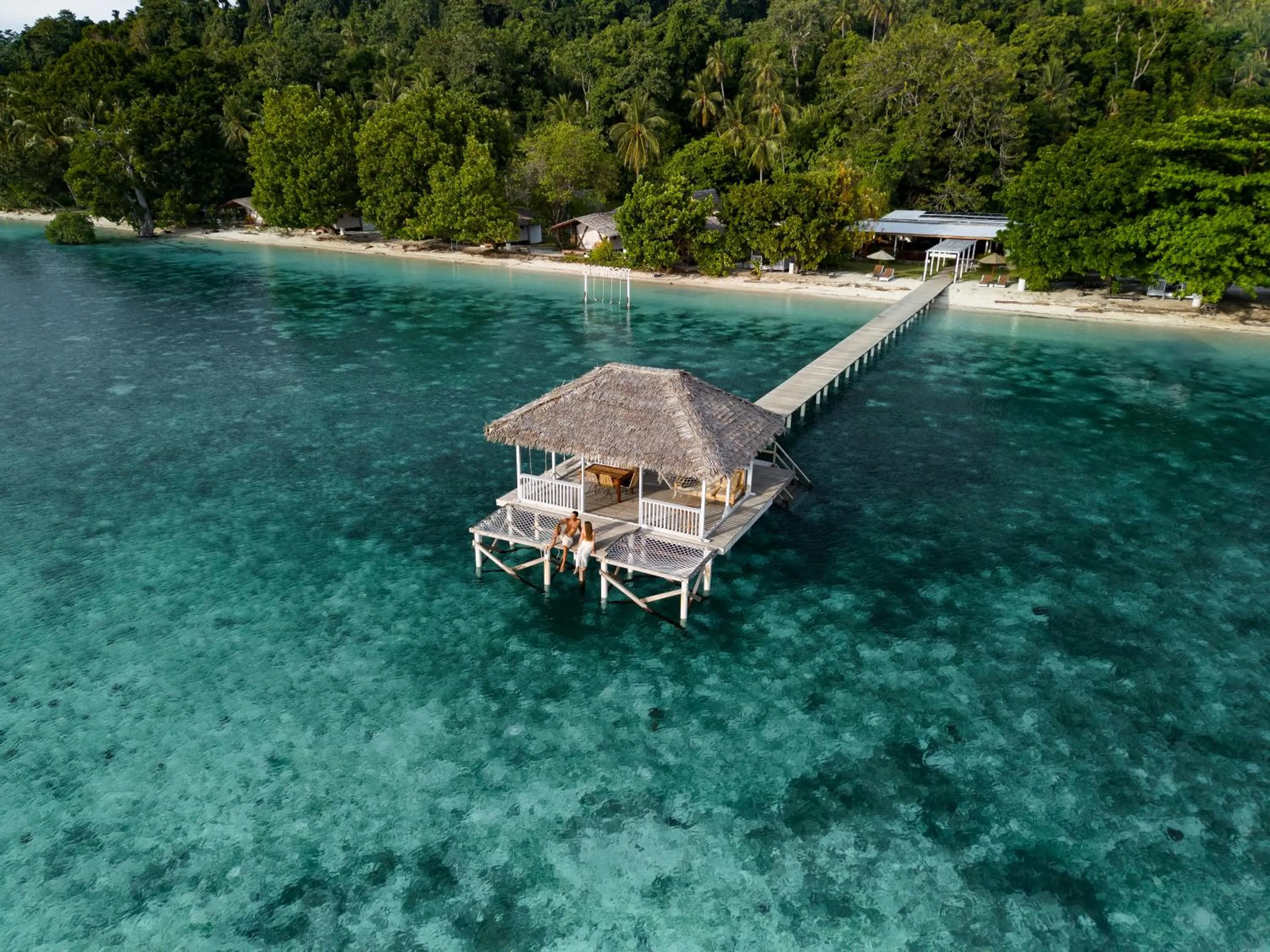 Reconnect - Private Island Resort & Dive Center Togean - Buka Buka Island