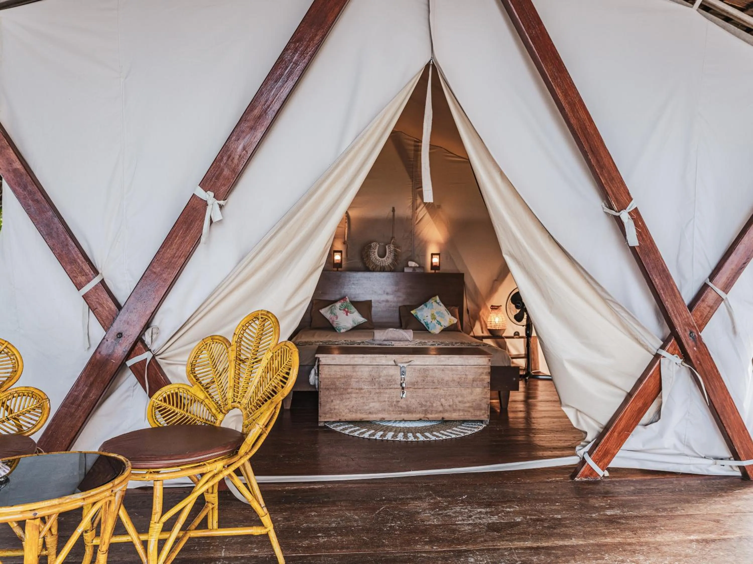 Reconnect - Private Island Resort & Dive Center Togean - Buka Buka Island