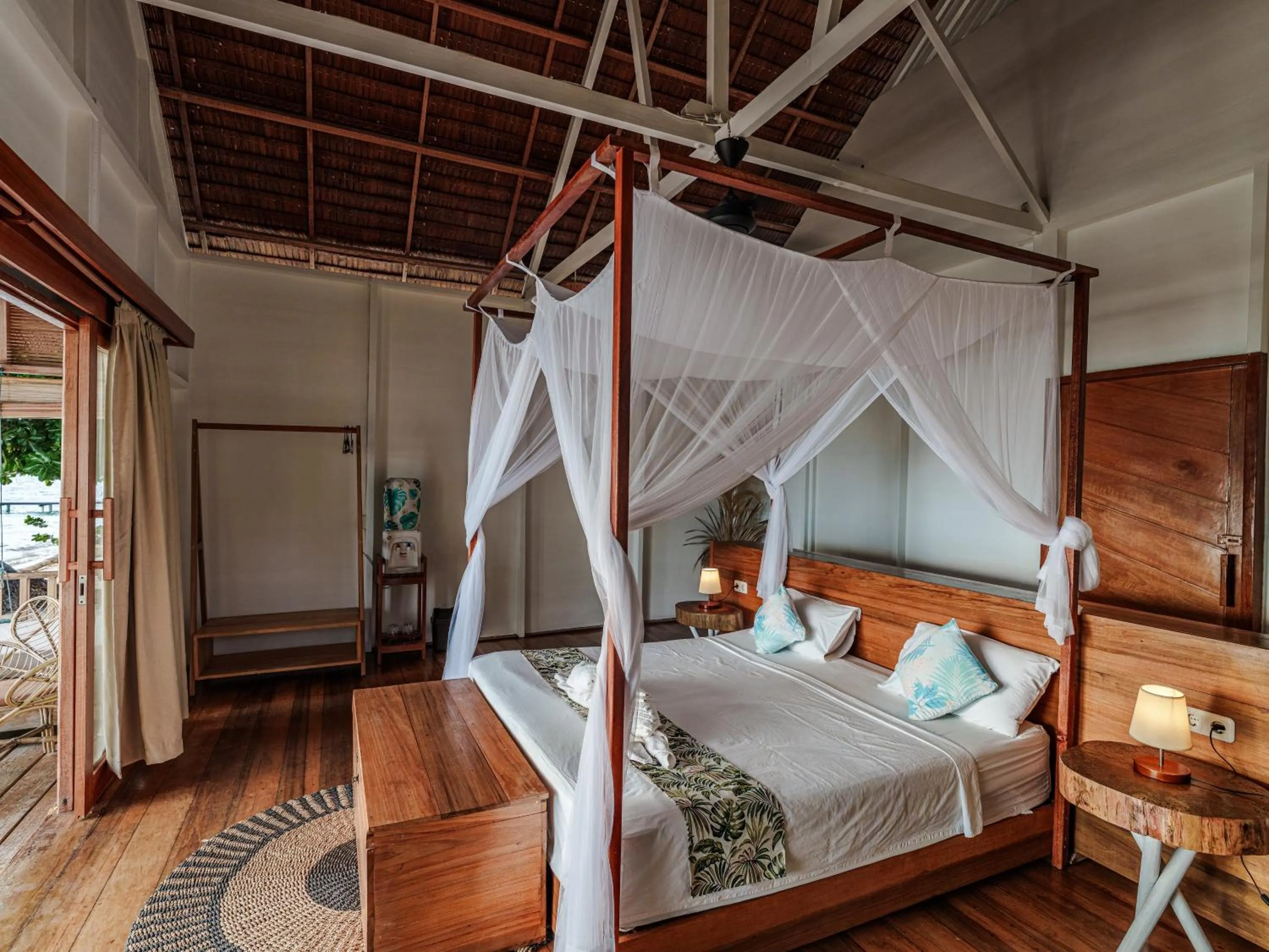 Bed in Reconnect - Private Island Resort & Dive Center Togean - Buka Buka Island
