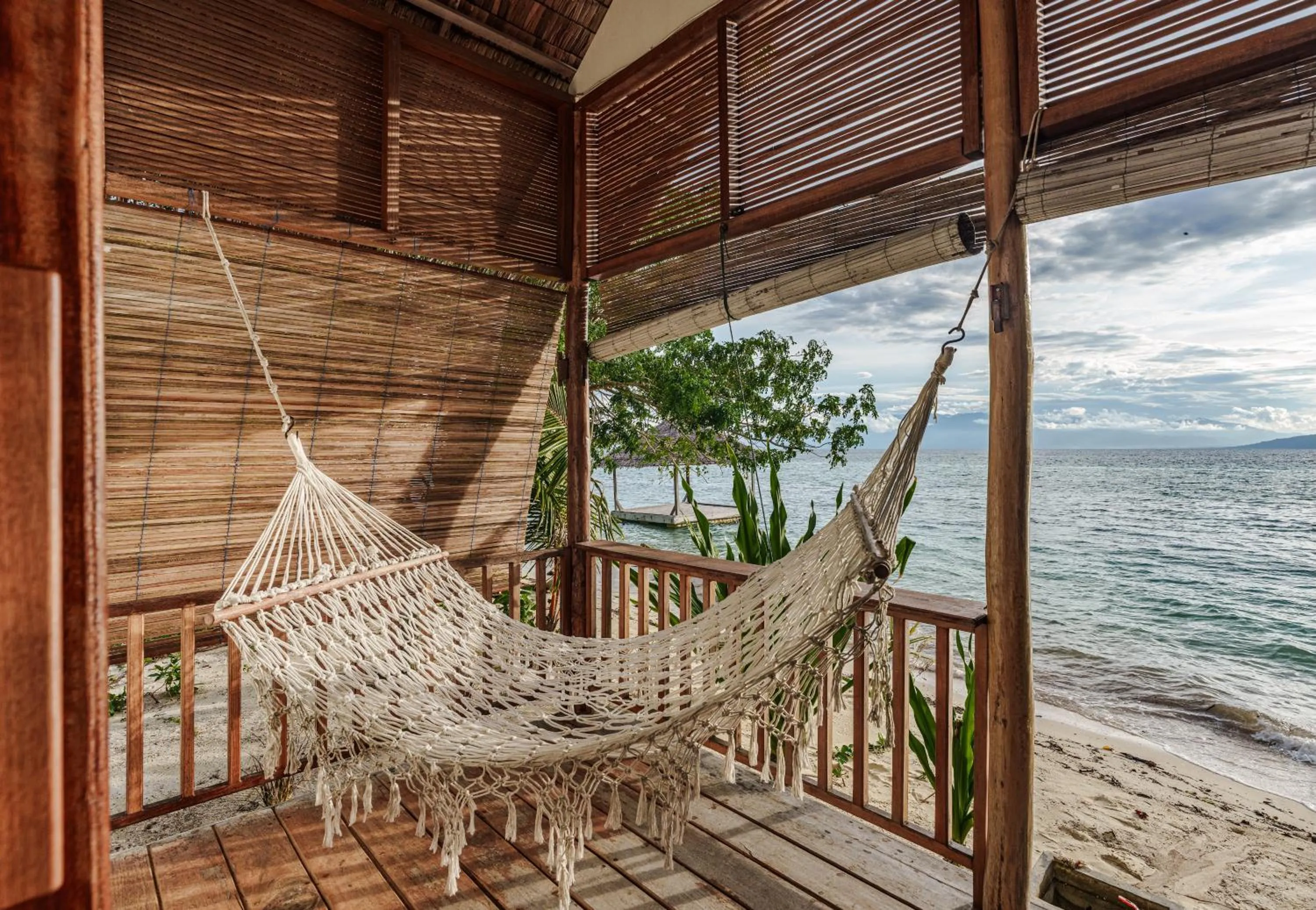 Reconnect - Private Island Resort & Dive Center Togean - Buka Buka Island