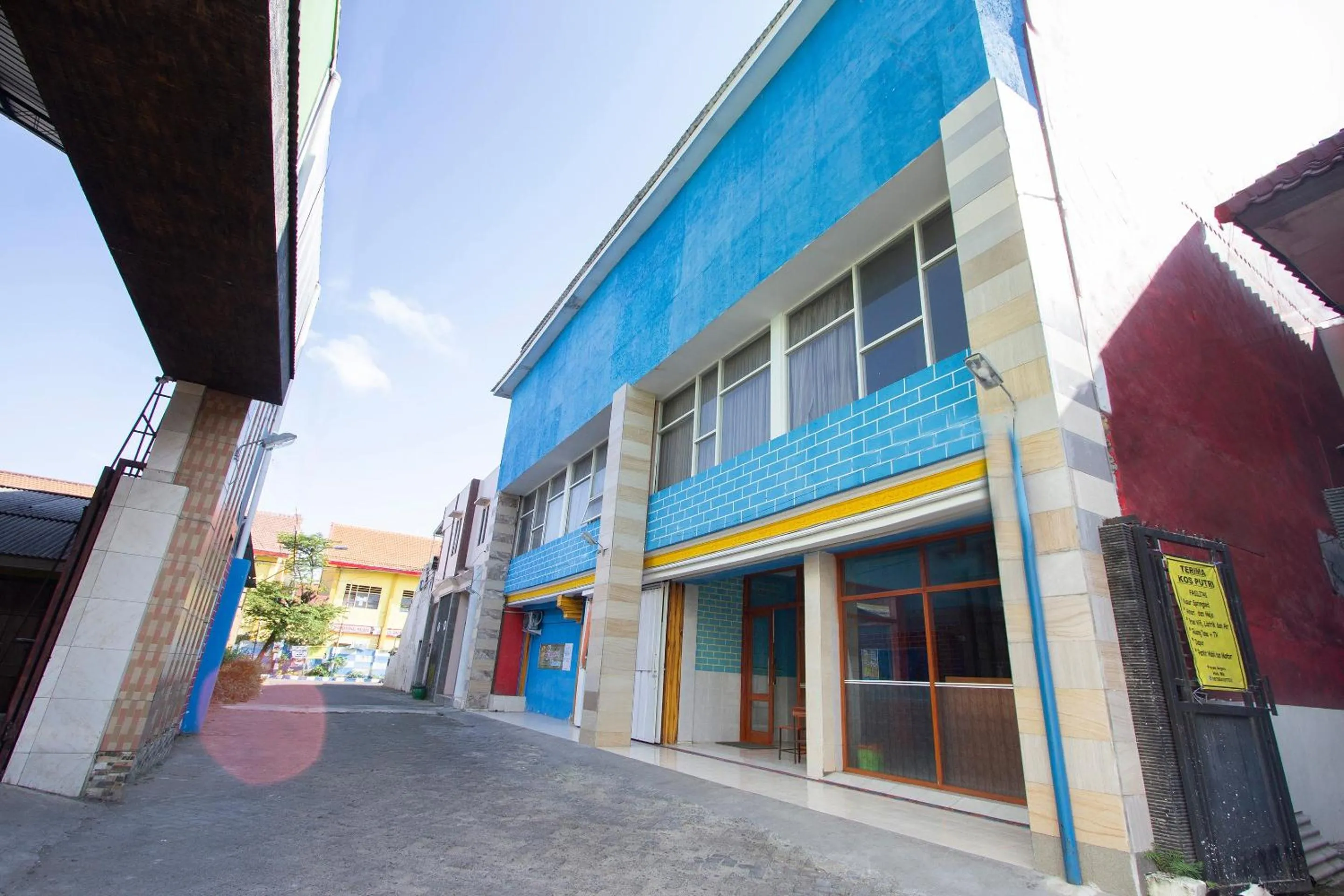 Facade/entrance in OYO Life 3720 Homestay Gayatri Janti