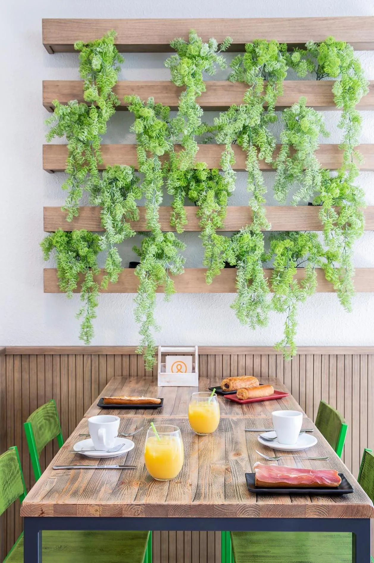 Lounge or bar in Pierre & Vacances Benidorm Levante - Adults Recommended