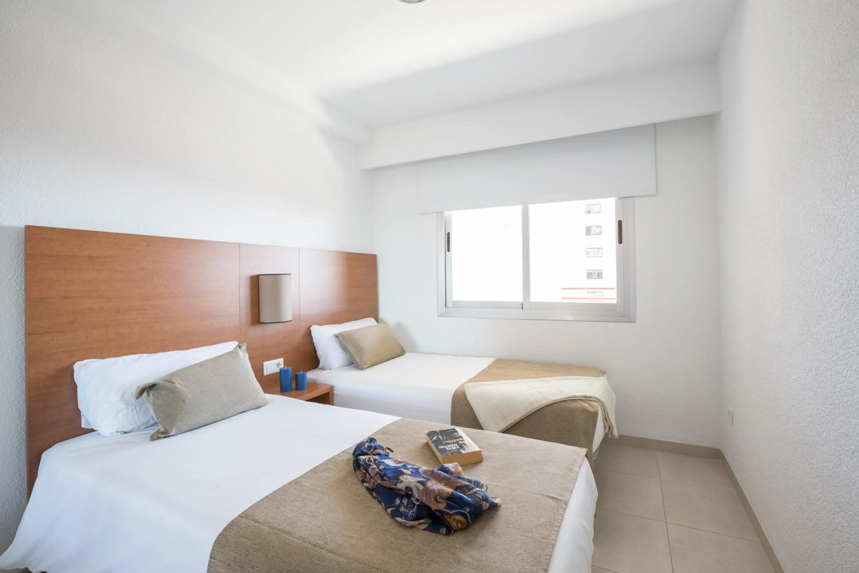 Bedroom, Bed in Pierre & Vacances Benidorm Levante - Adults Recommended