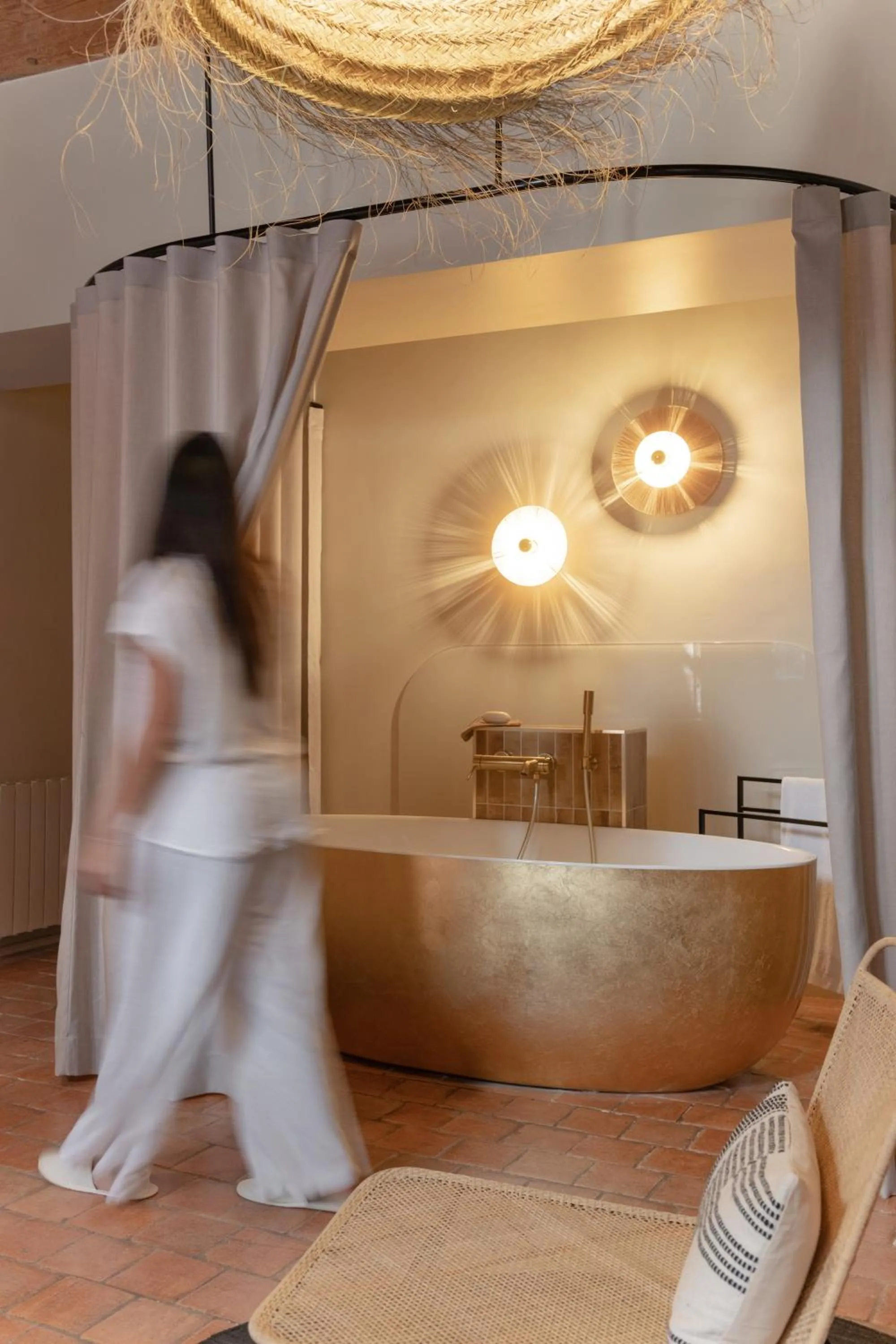 Bath, Bed in MiHotel Tour Rose