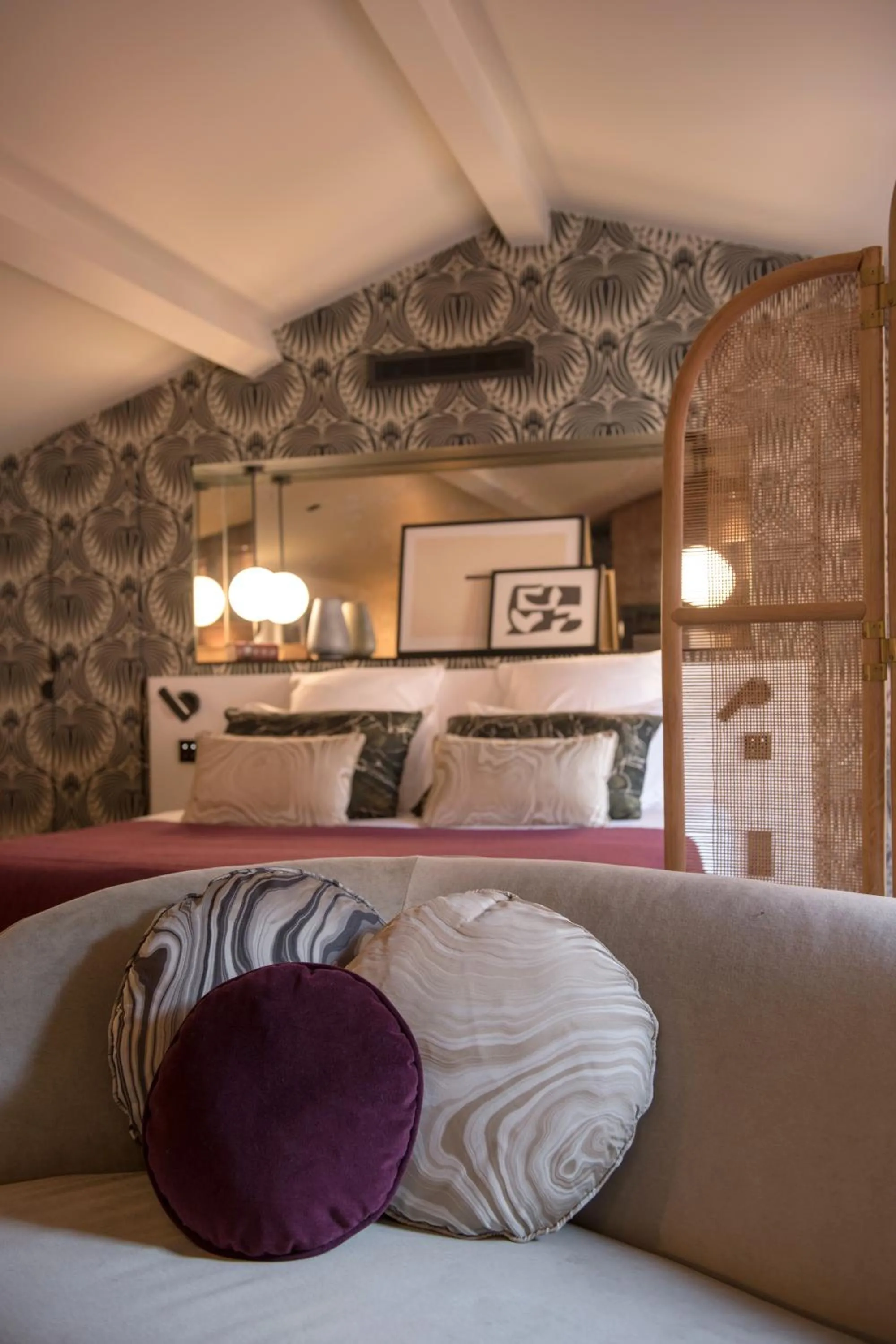 Living room, Bed in MiHotel Tour Rose