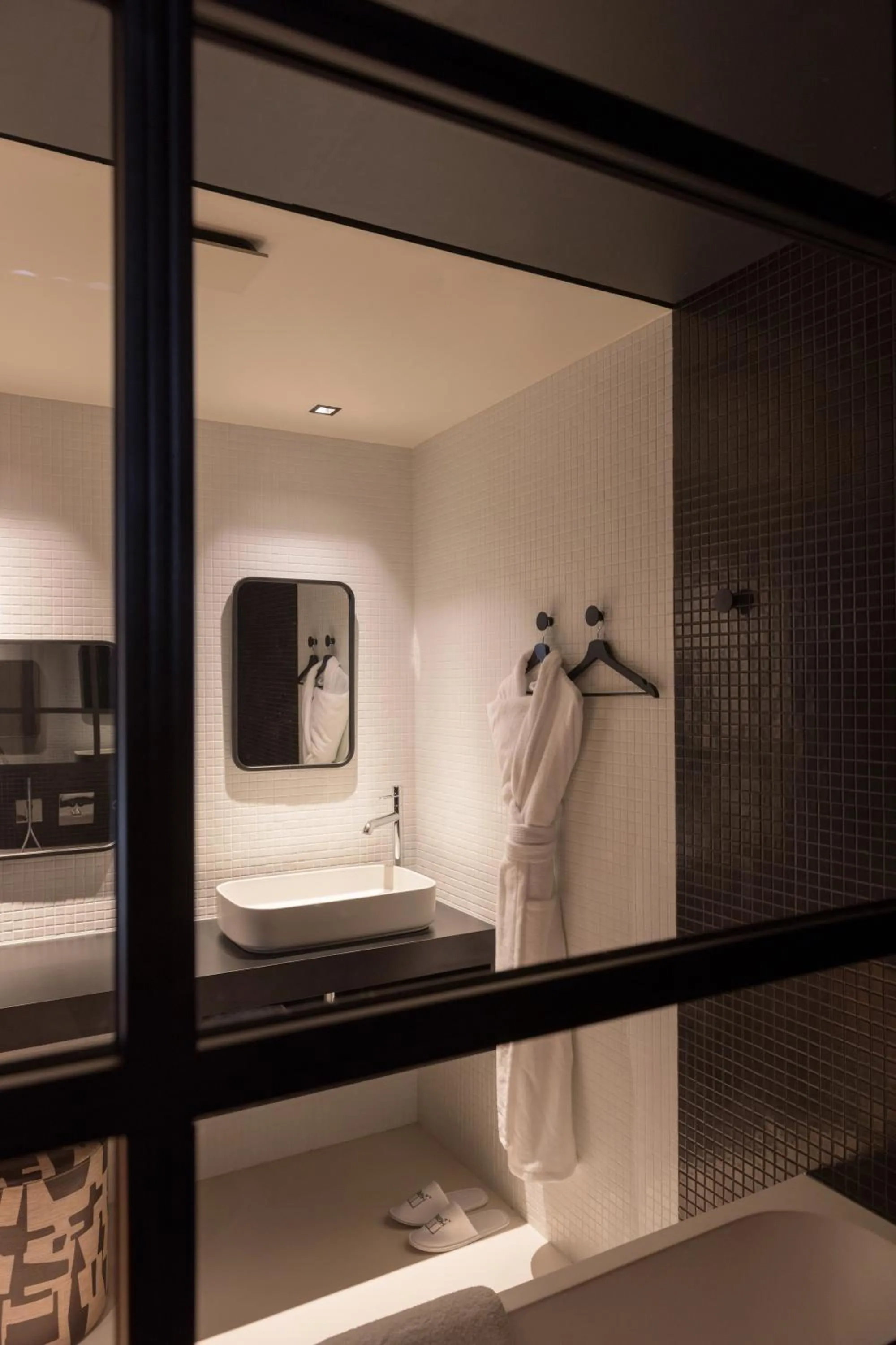Bathroom, Bed in MiHotel Tour Rose