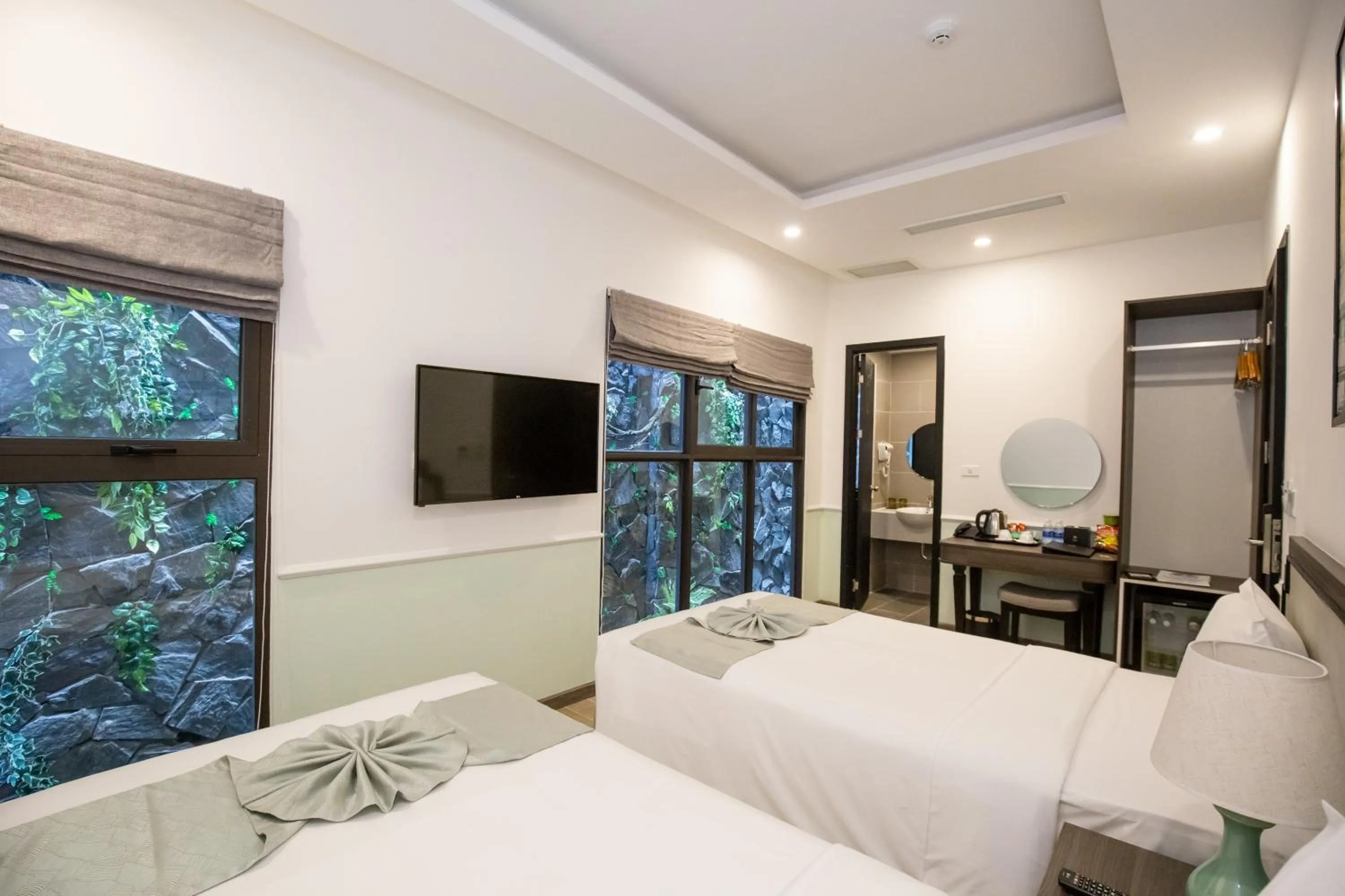 View (from property/room), Bed in Paralia Khem Beach Phu Quoc Hotel