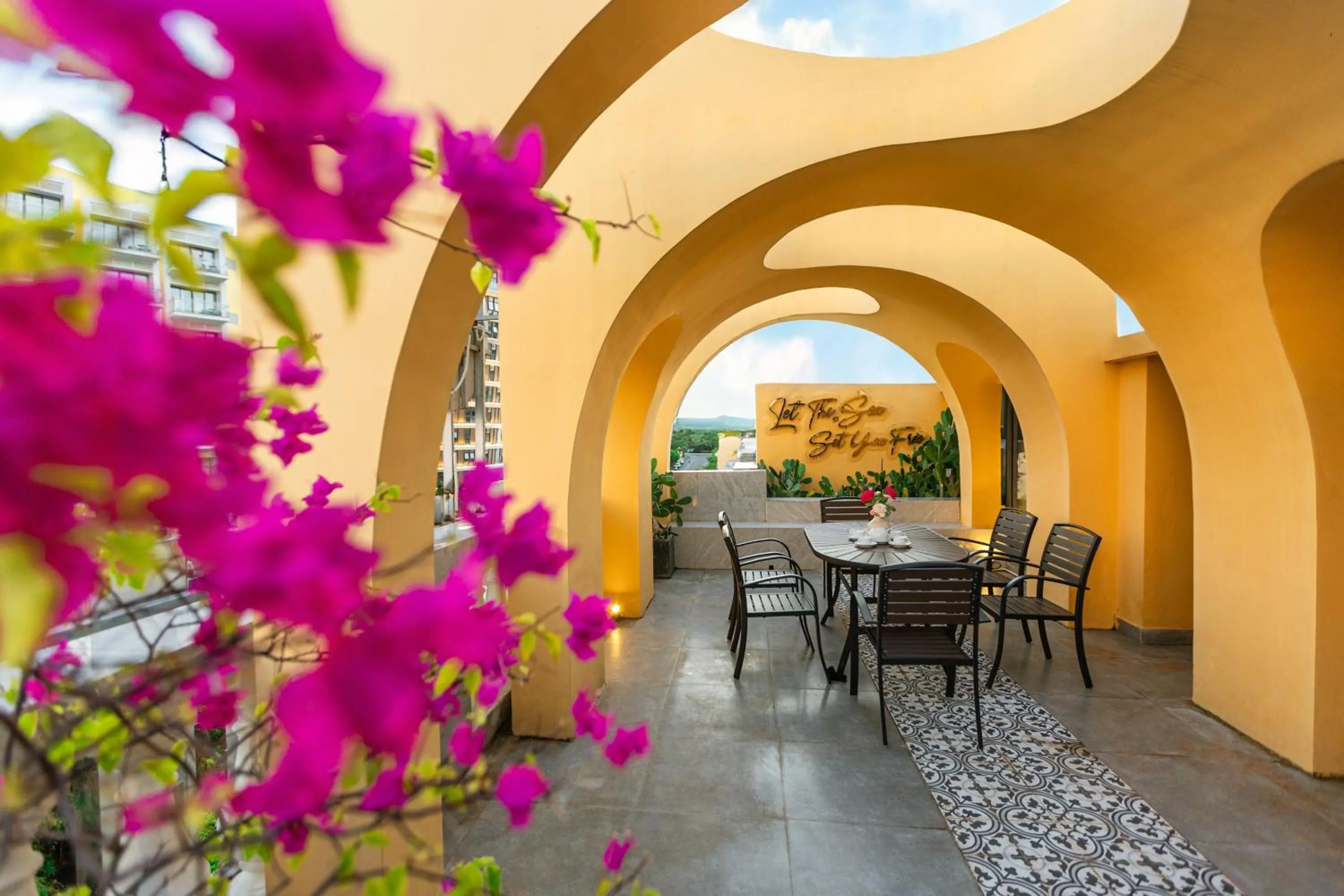 Balcony/Terrace in Paralia Khem Beach Phu Quoc Hotel