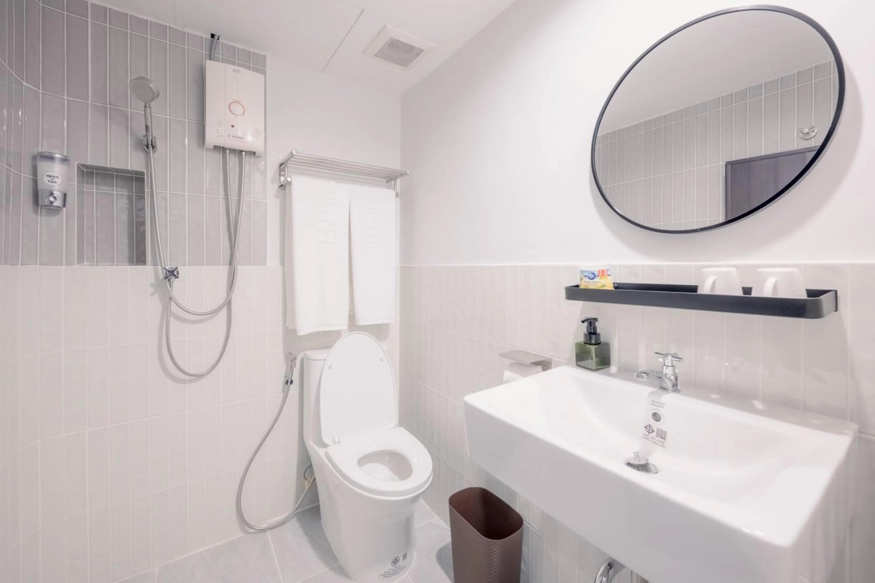 The Krungkasem Srikrung Hotel