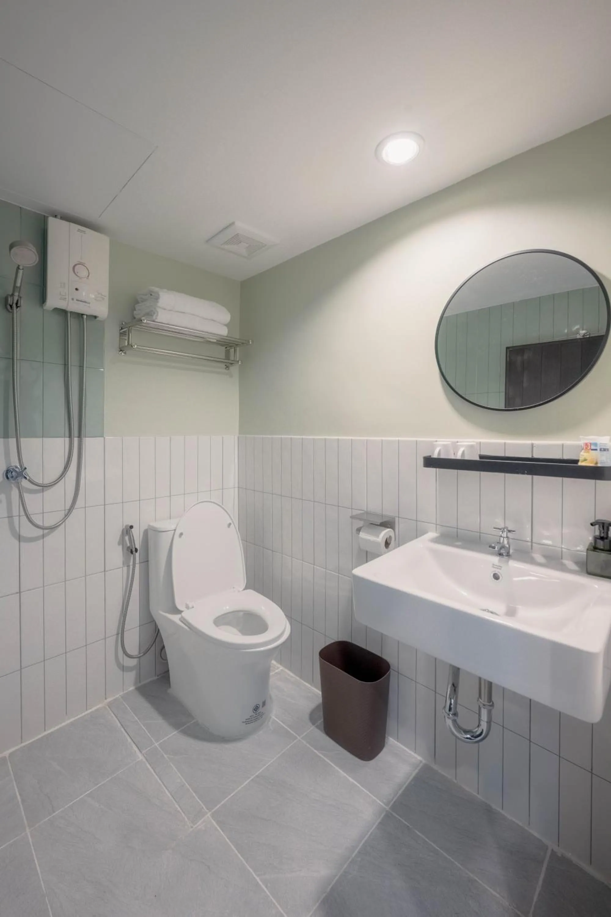 The Krungkasem Srikrung Hotel