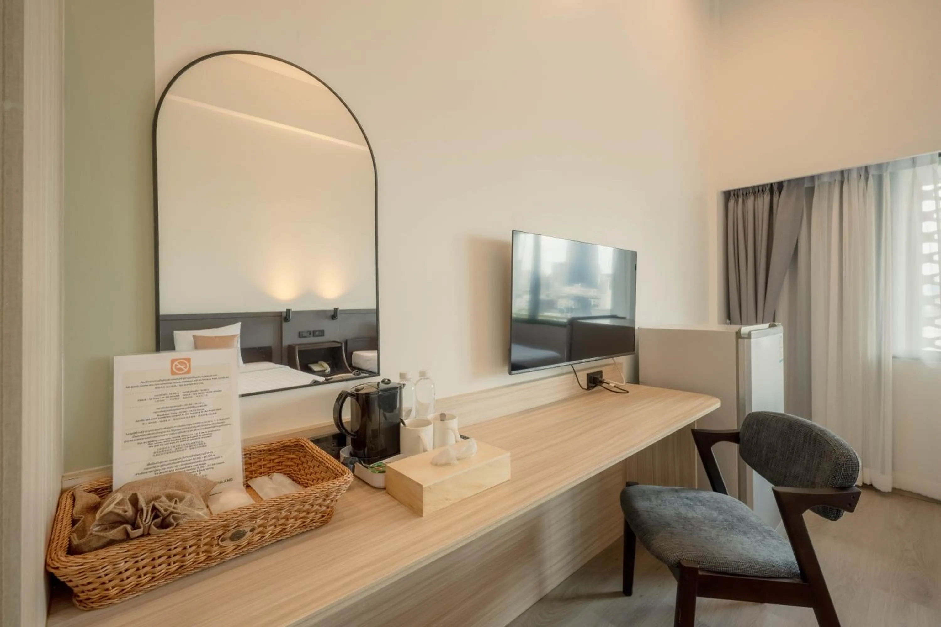 The Krungkasem Srikrung Hotel