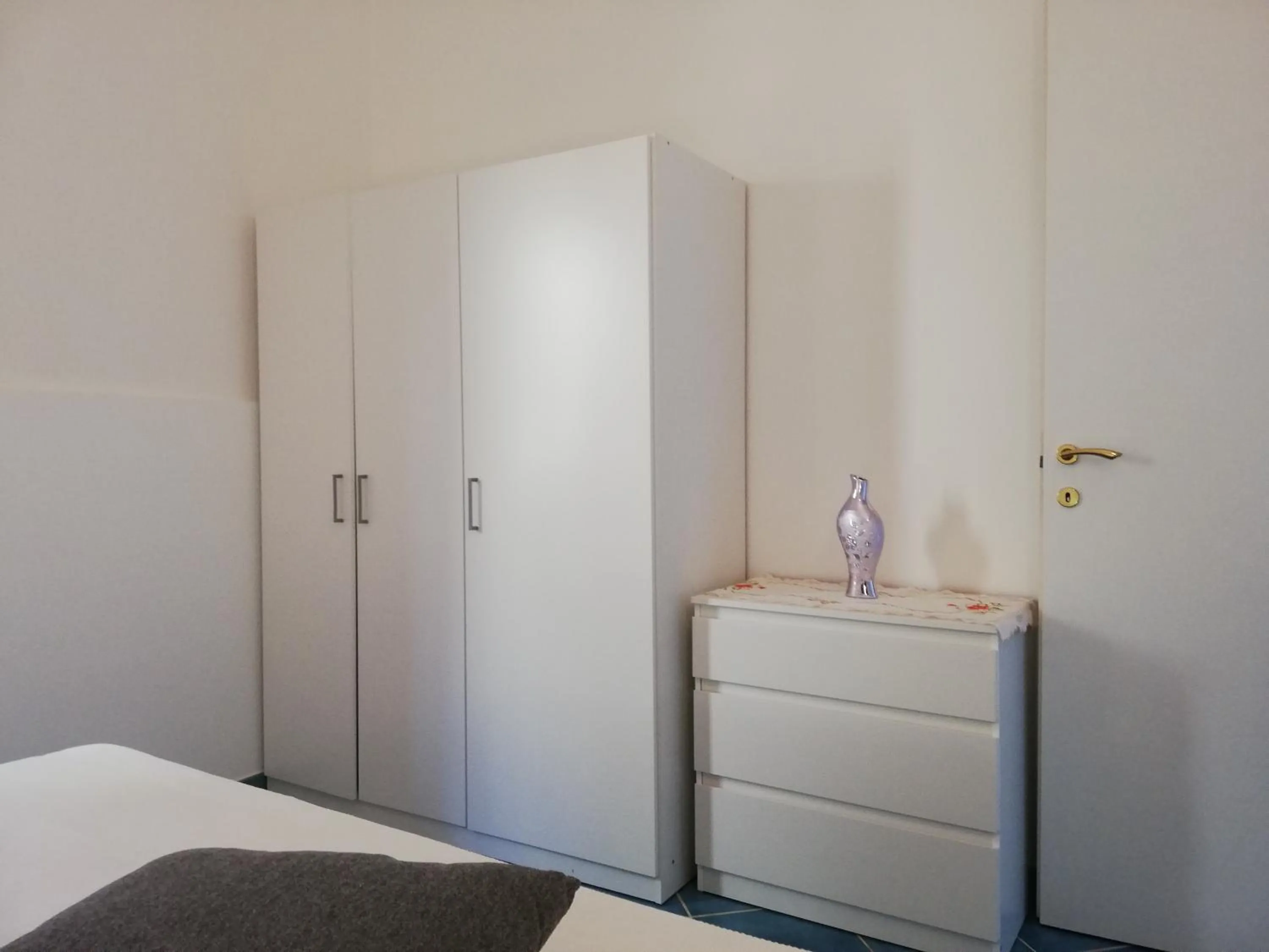 Bedroom, Bed in Soleluna apartment