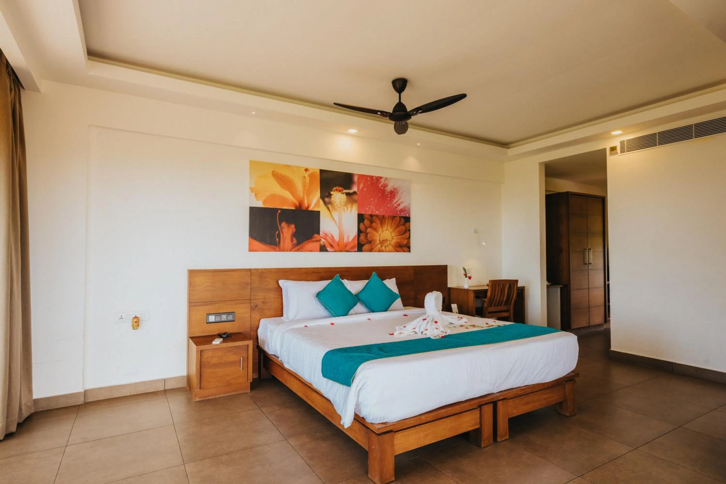 Bedroom, Bed in Aadisaktthi Leisure Resort, Kovalam