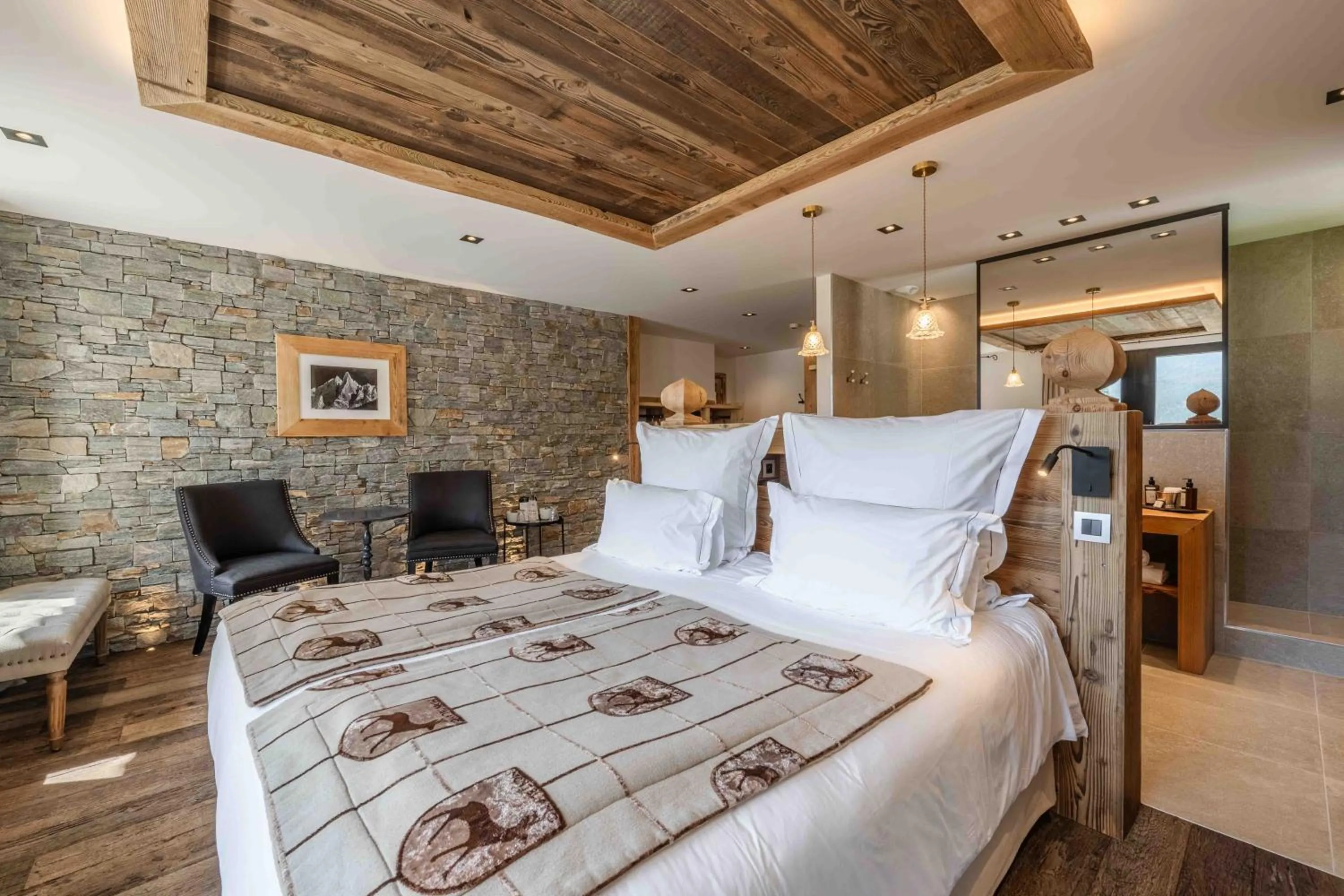 Bed in Chalet-Hôtel Hermitage