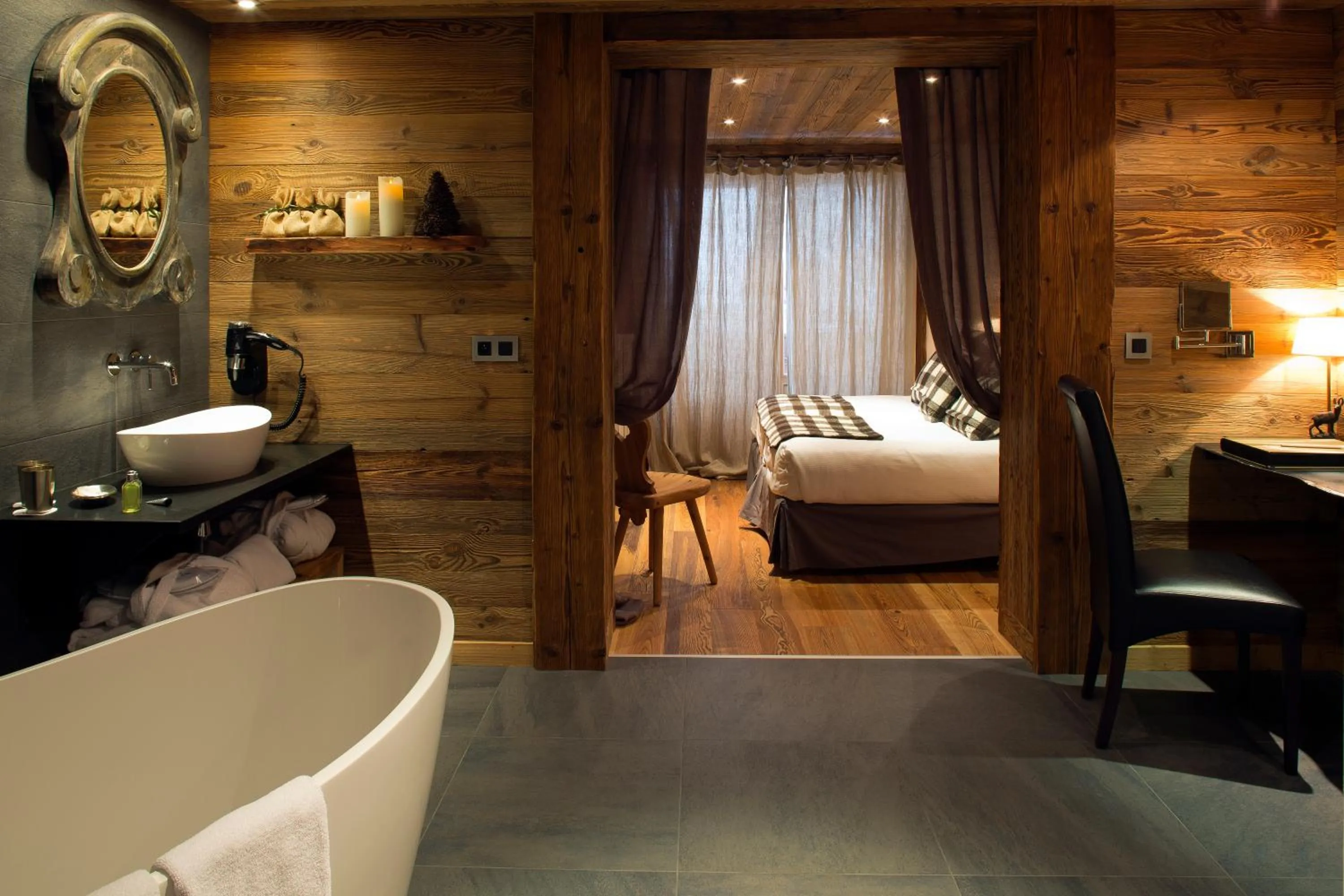 Bed in Chalet-Hôtel Hermitage