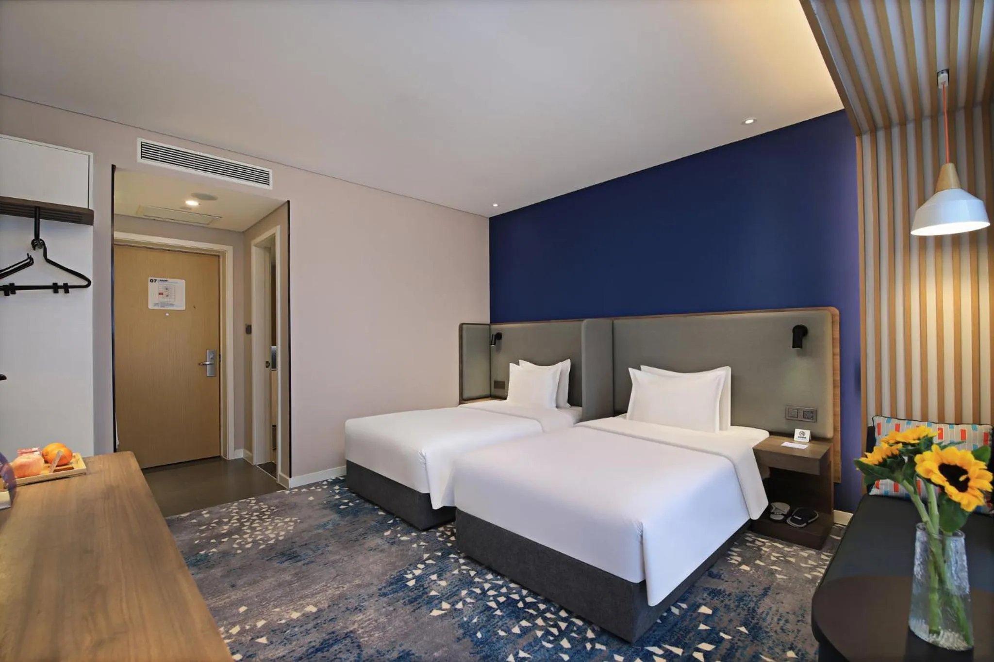 Photo of the whole room, Bed in Holiday Inn Express Linyi West, an IHG Hotel