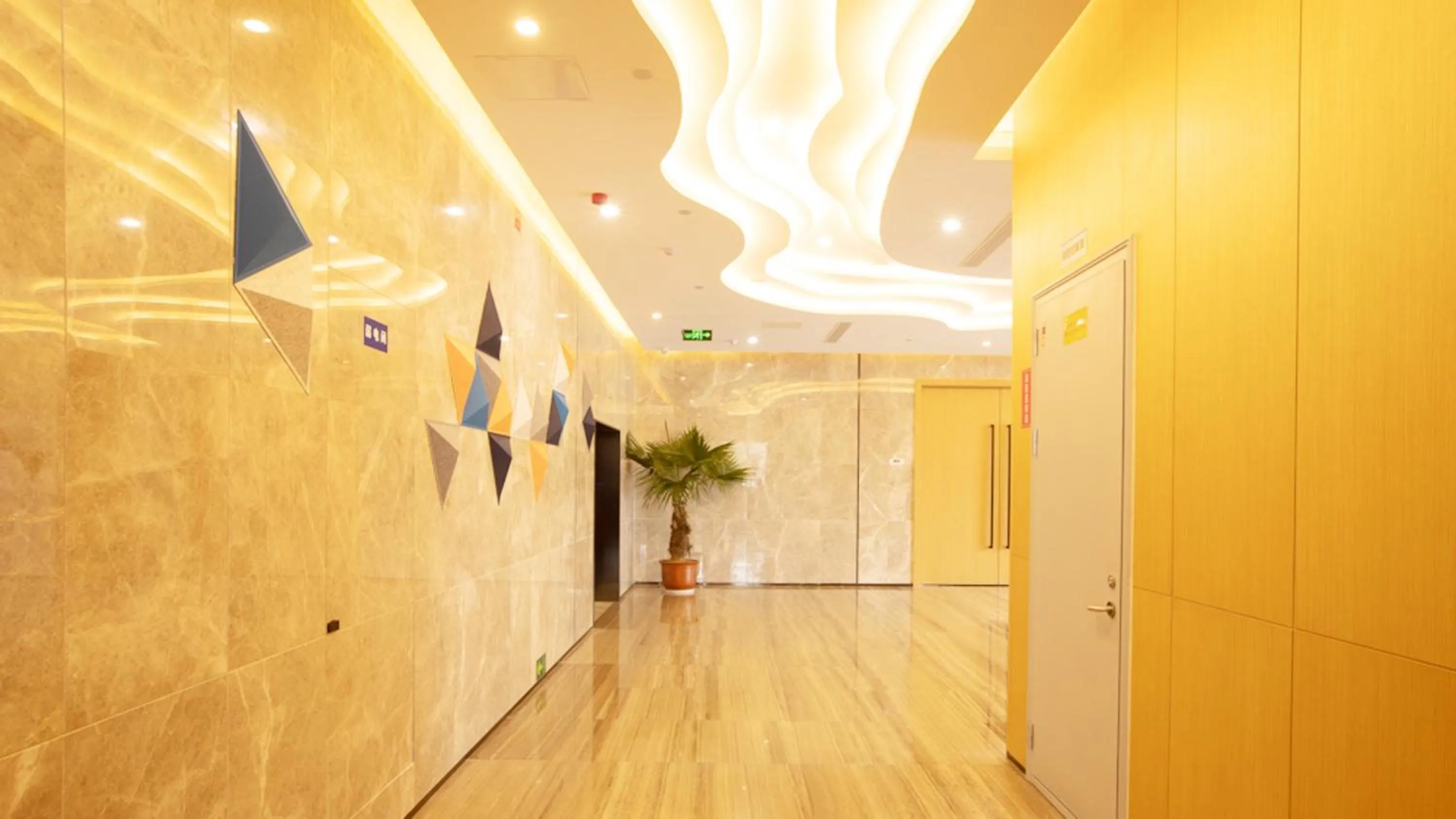 Property building in Holiday Inn Express Linyi West, an IHG Hotel