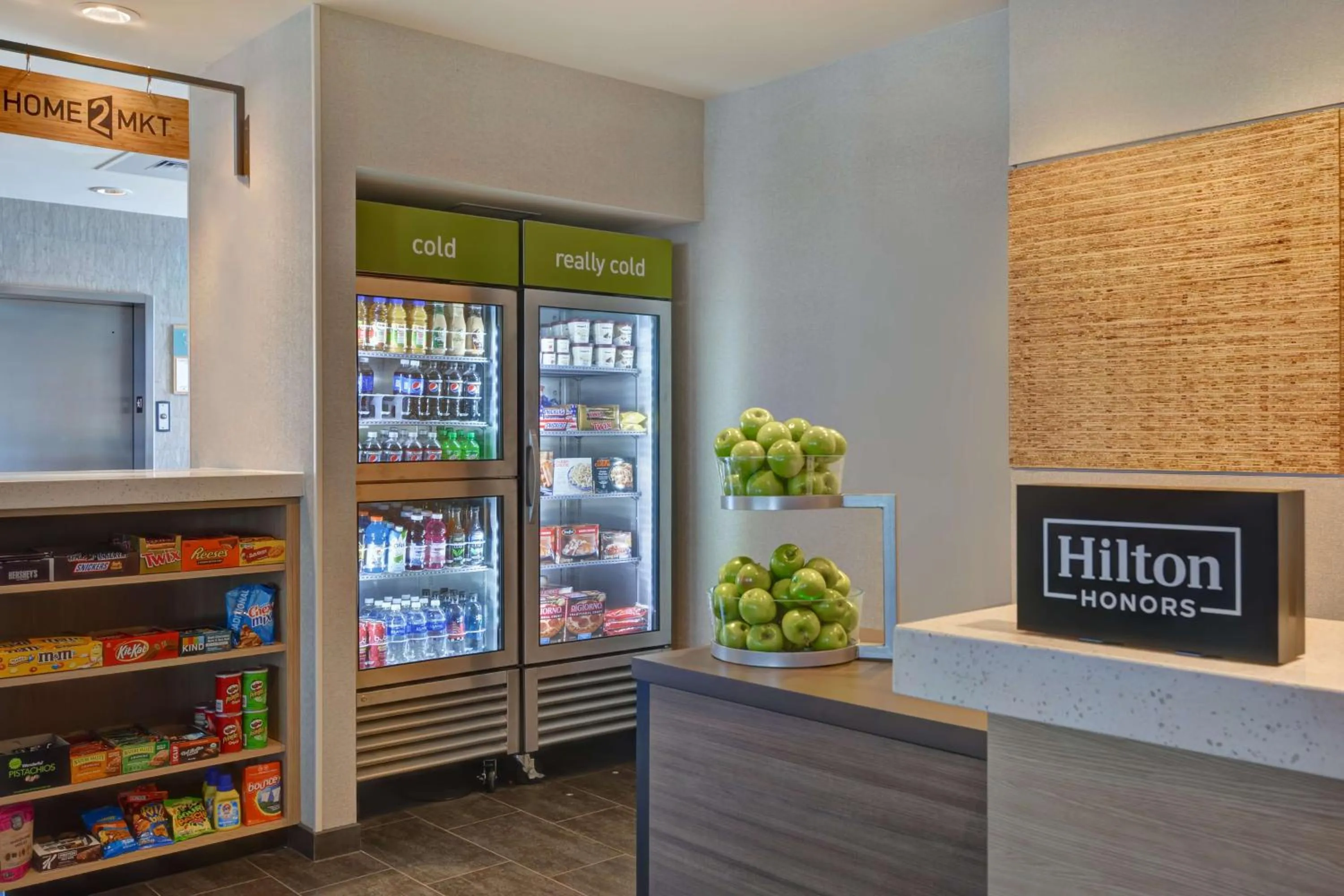 Lobby or reception in Home2 Suites Williston Burlington, Vt