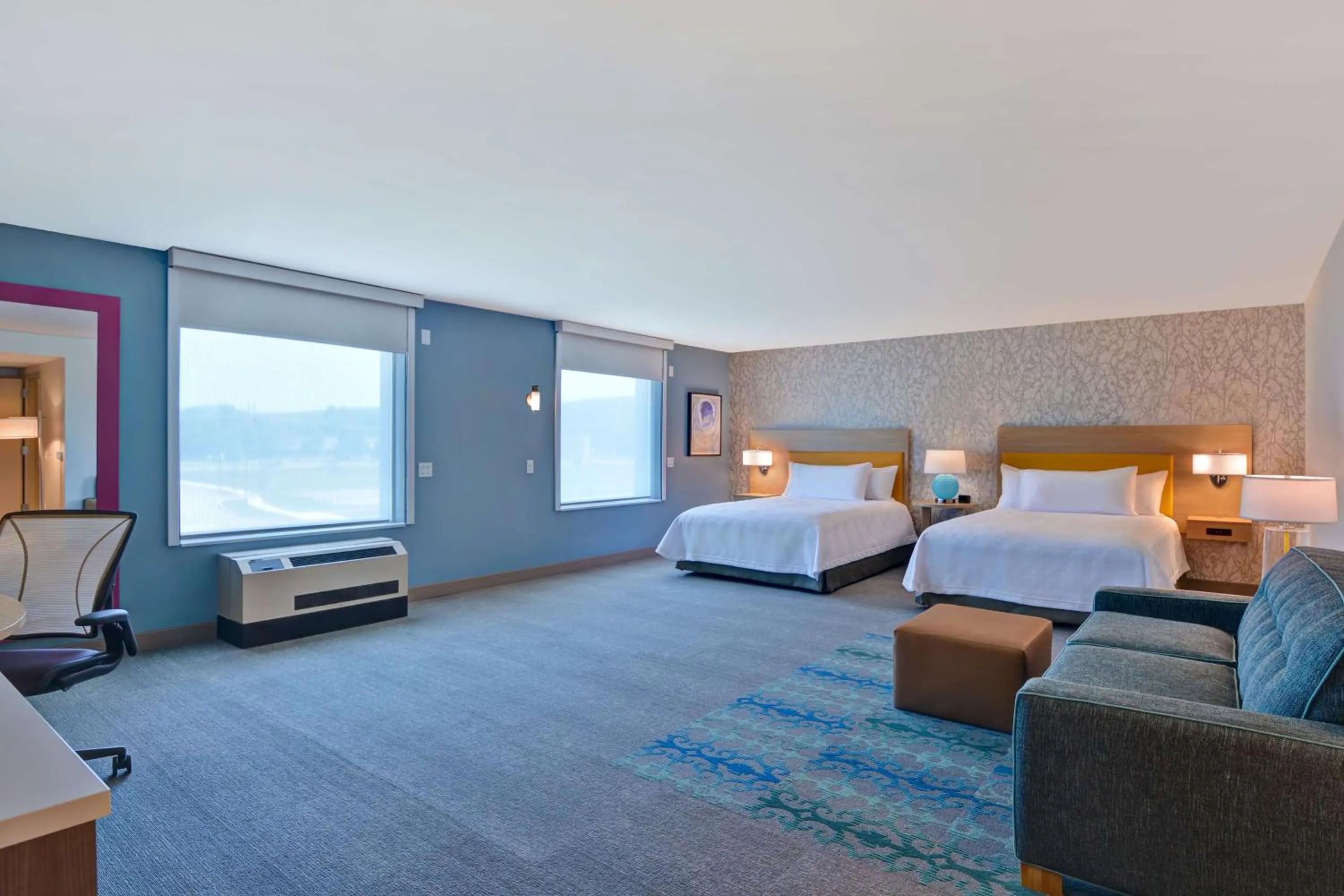 Bed in Home2 Suites Williston Burlington, Vt