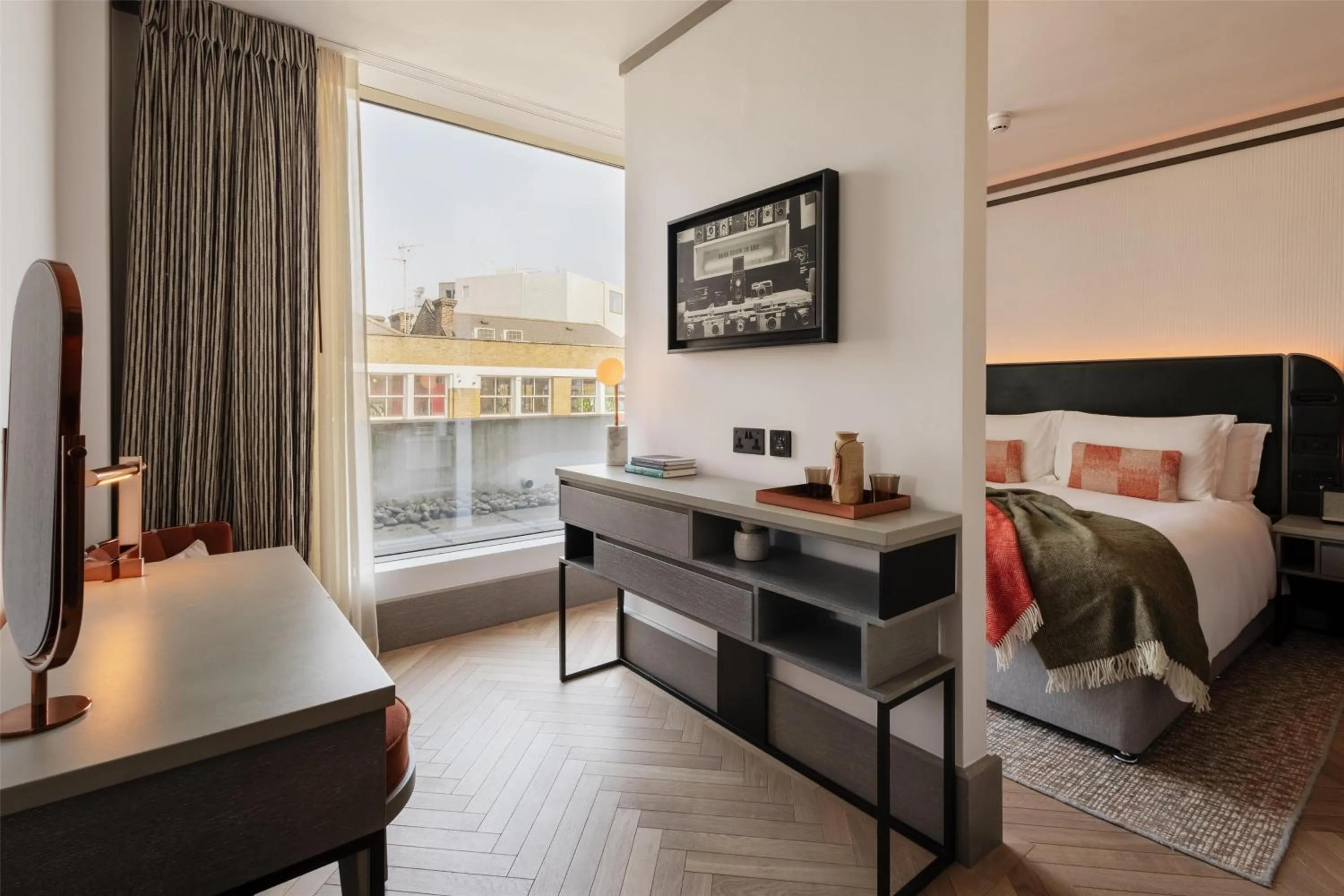 Bedroom, Bed in Hart Shoreditch Hotel London, Curio Collection by Hilton