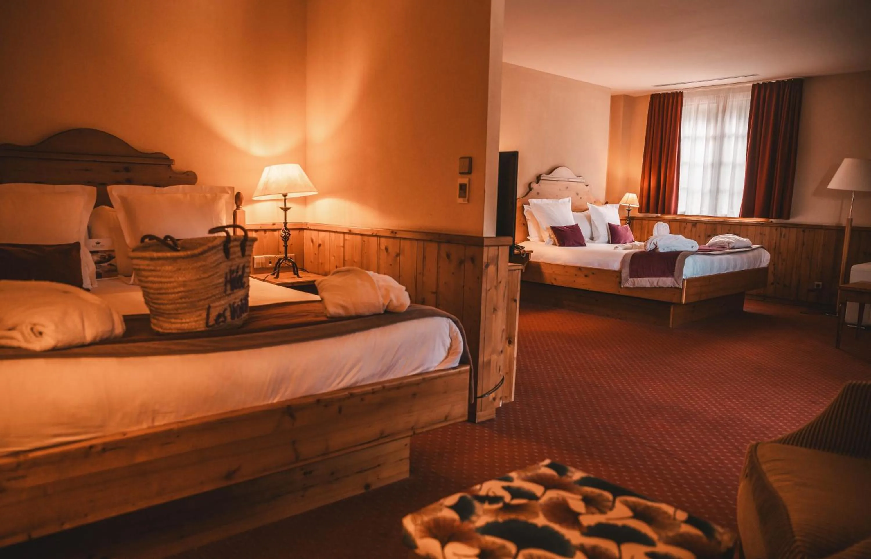 Bed in Les Violettes Hotel & Spa