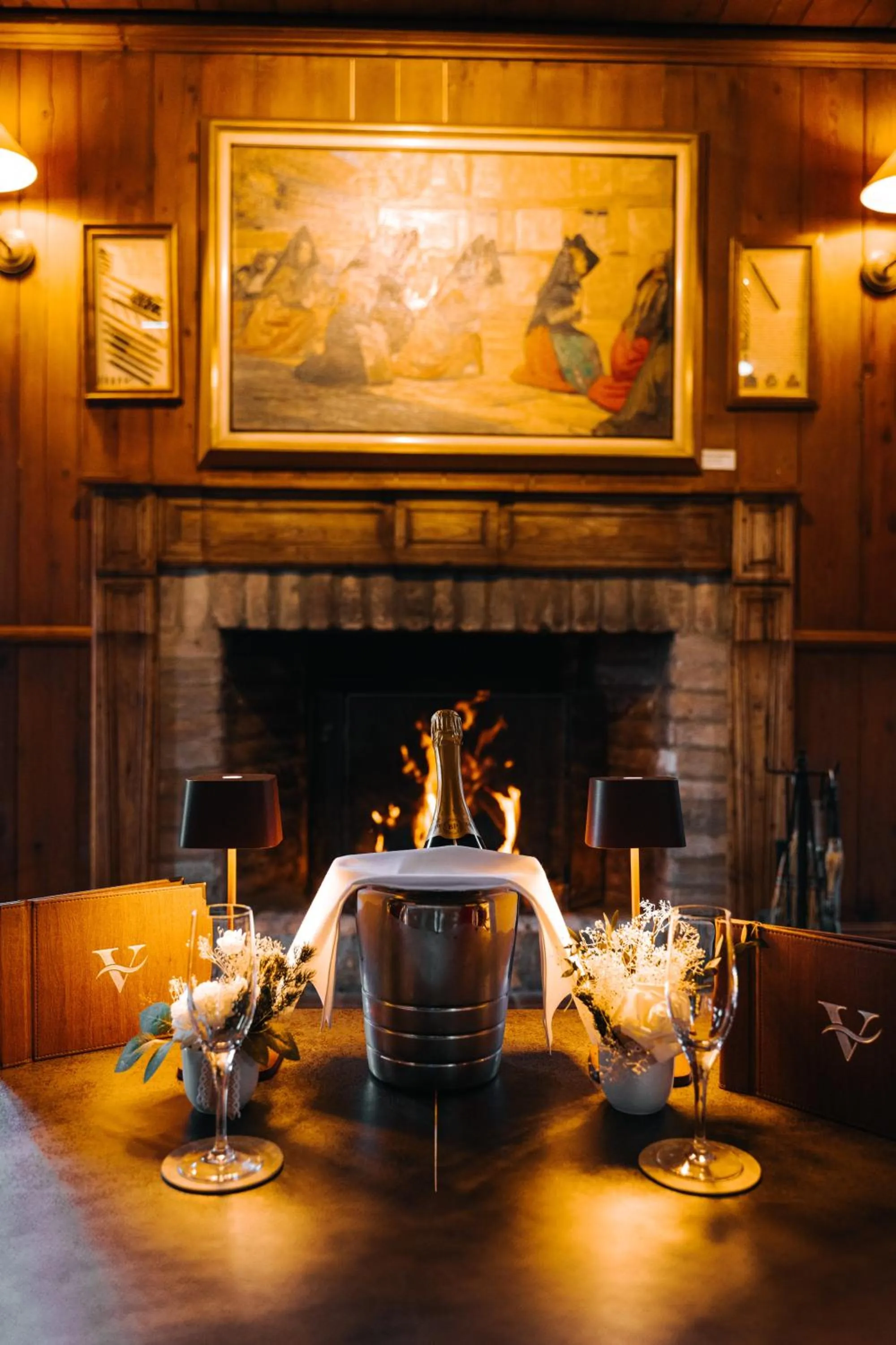 Lounge or bar in Les Violettes Hotel & Spa