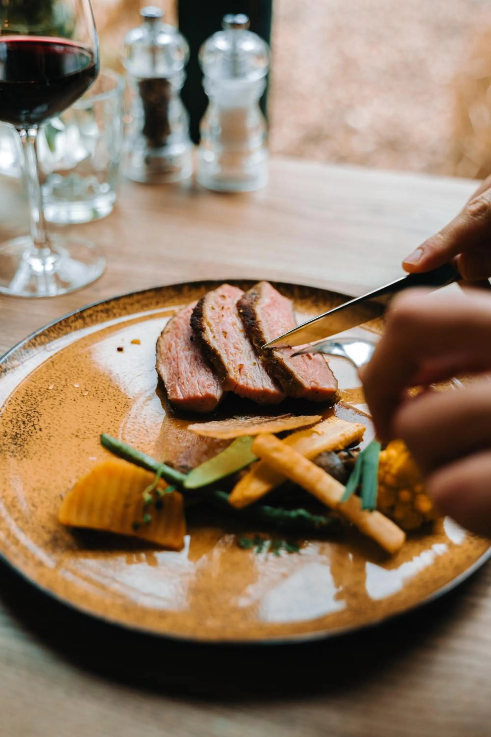 Food and drinks in Les Violettes Hotel & Spa