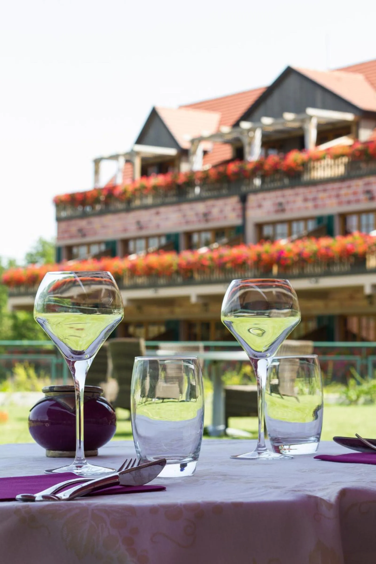 Patio in Les Violettes Hotel & Spa