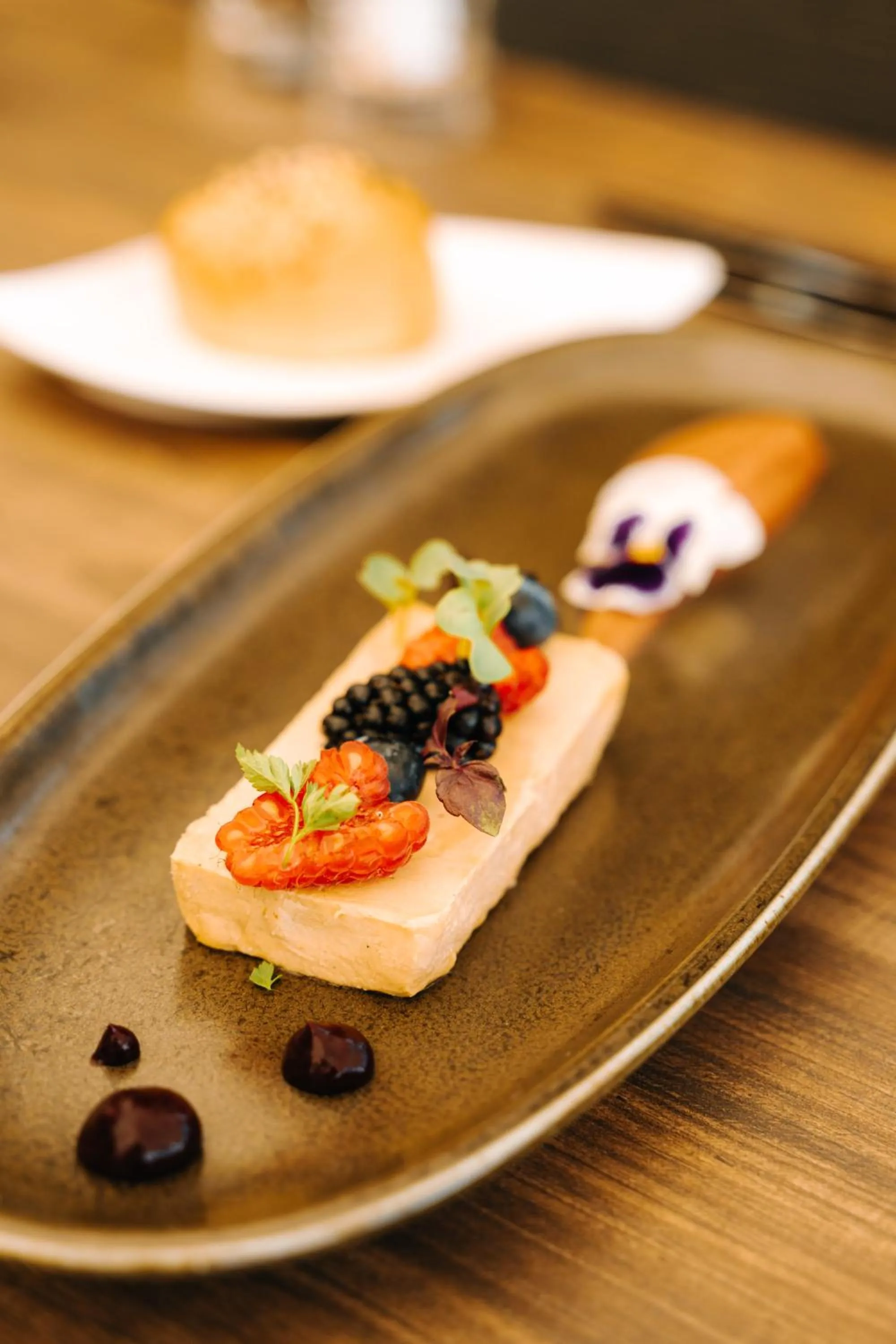 Restaurant/places to eat in Les Violettes Hotel & Spa