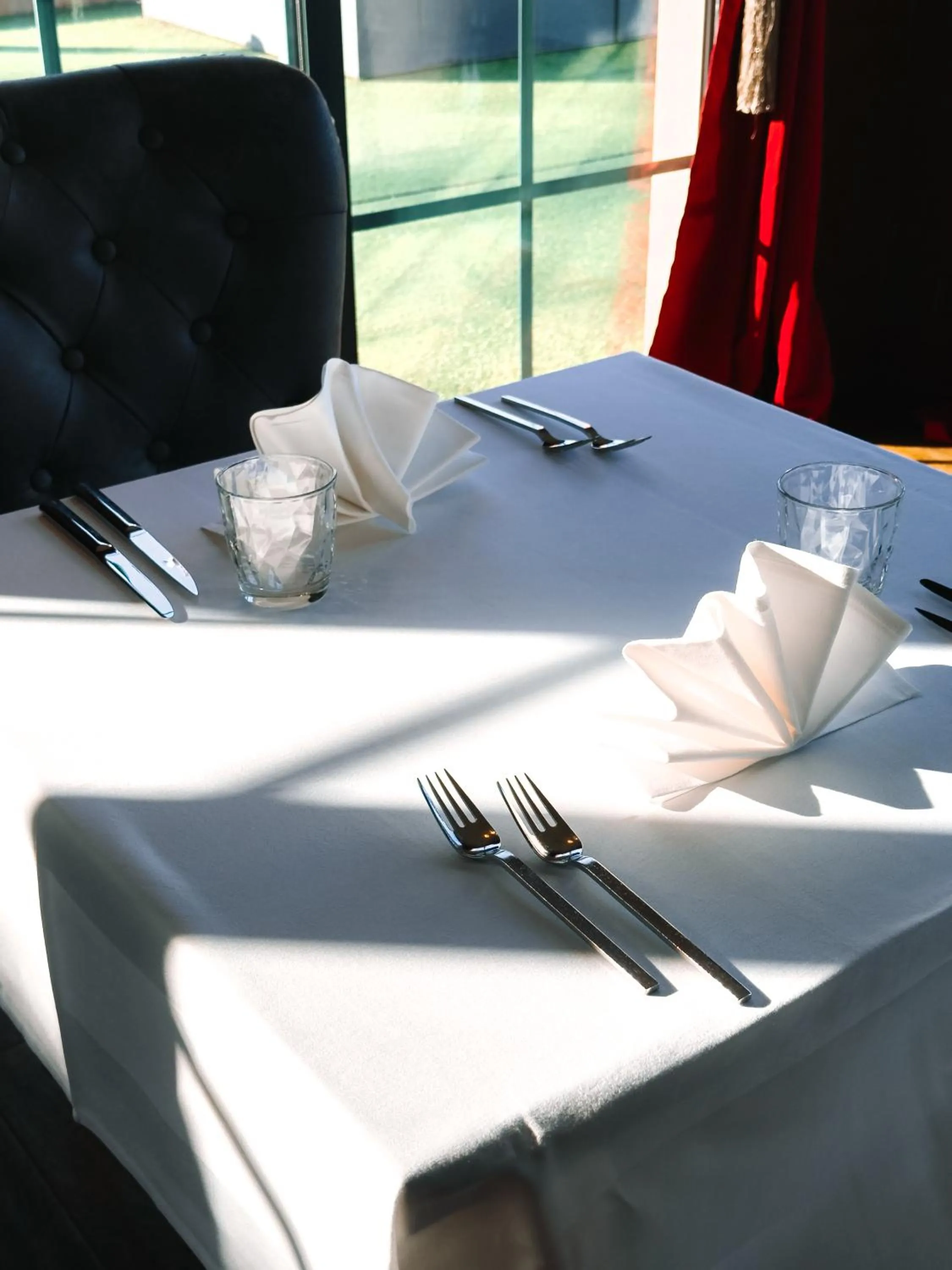 Restaurant/places to eat in Les Violettes Hotel & Spa