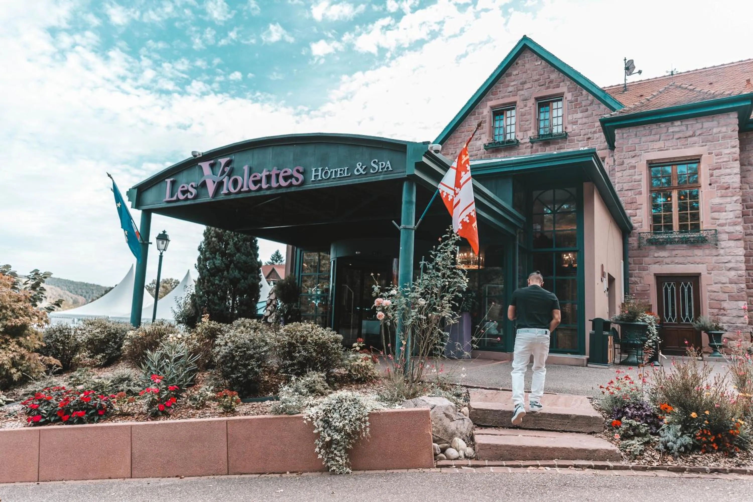 Property building in Les Violettes Hotel & Spa