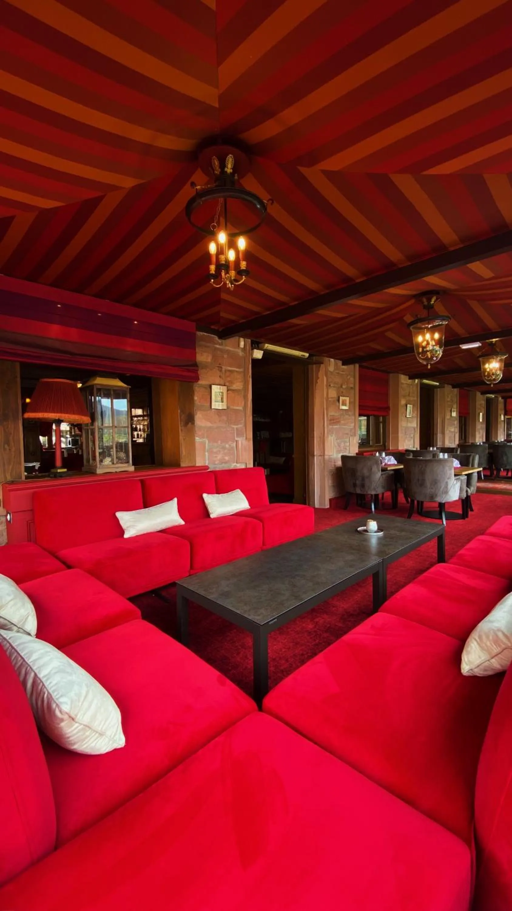 Lounge or bar in Les Violettes Hotel & Spa