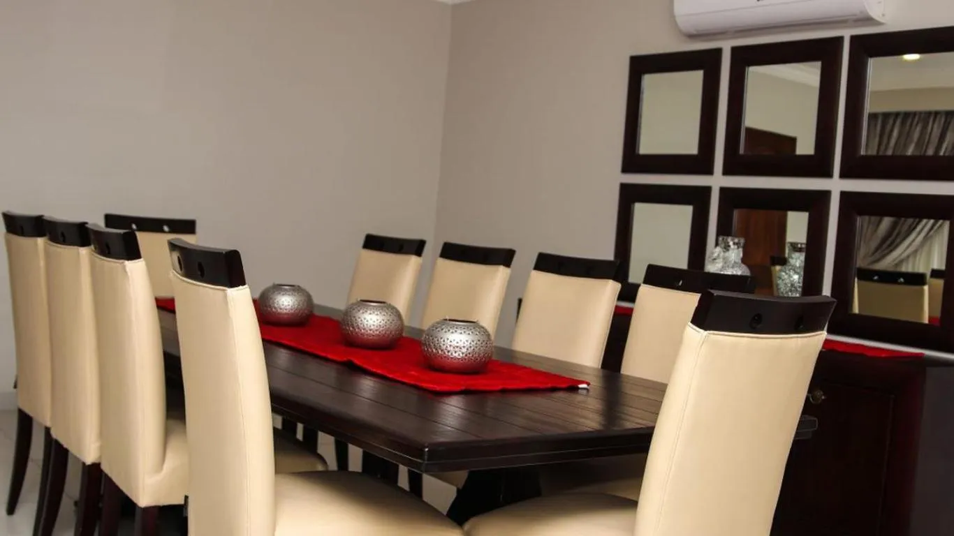 Dining area in Letsatsing Lodge