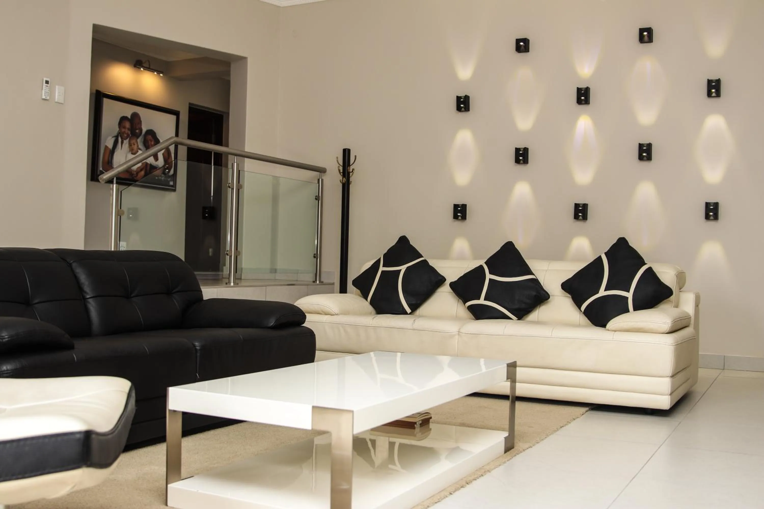 Seating area in Letsatsing Lodge