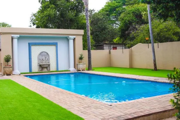 Property building in Letsatsing Lodge