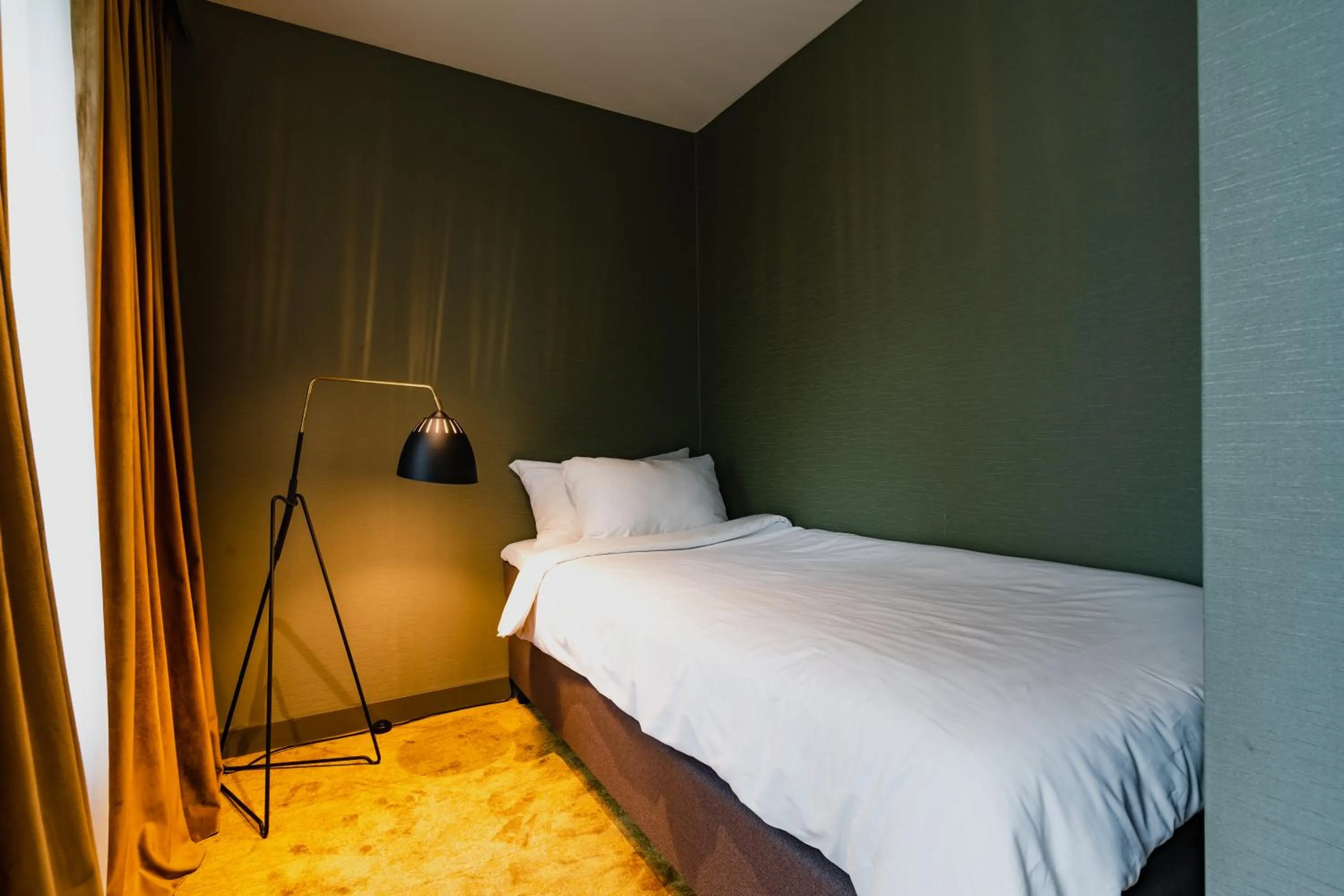 Bed in Hotel Mai Amsterdam