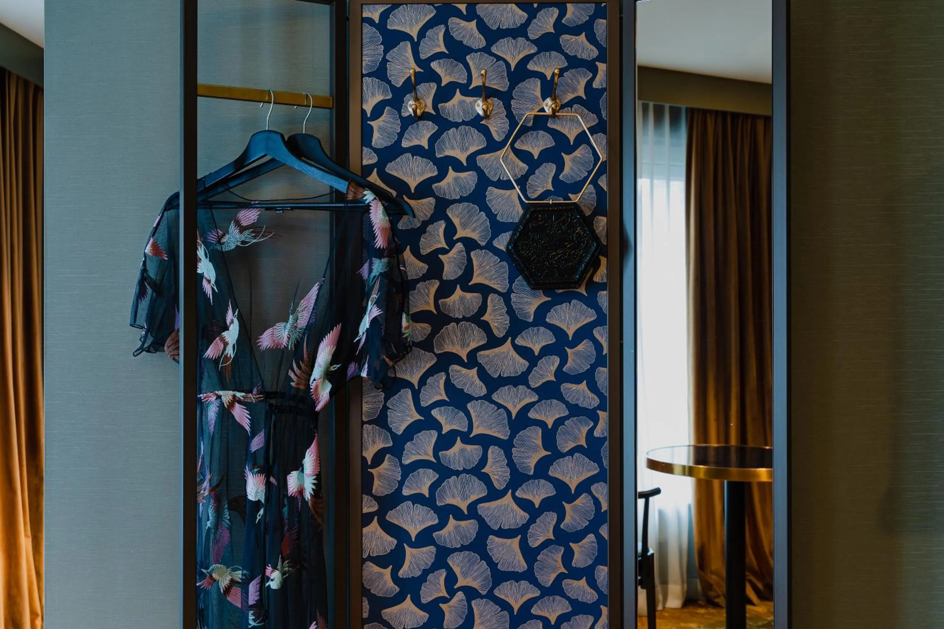 wardrobe in Hotel Mai Amsterdam