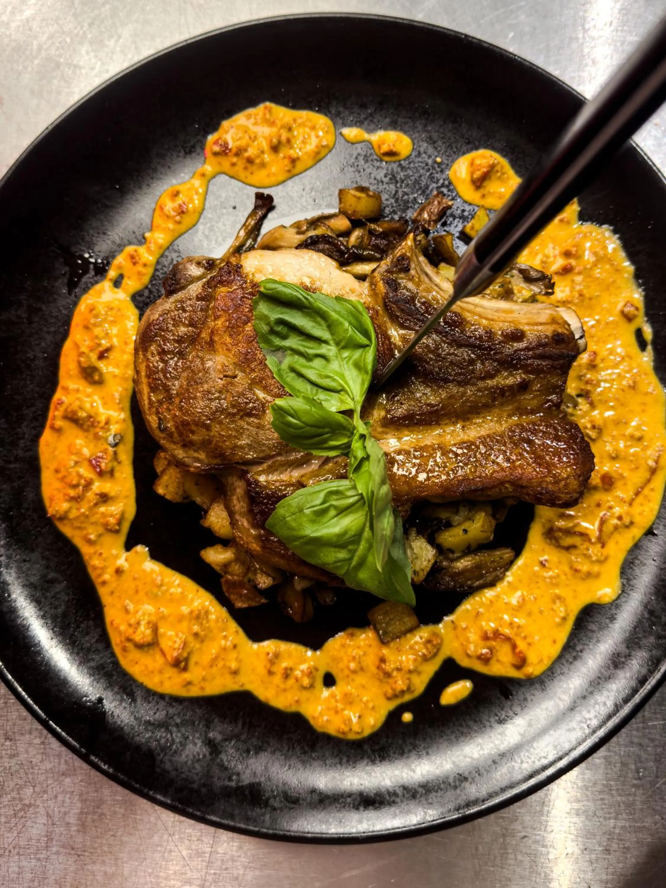 Restaurant/places to eat in Royal Hôtel