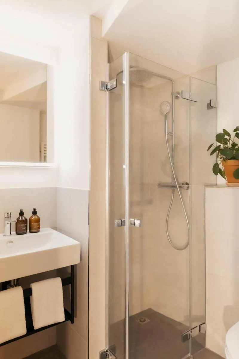 Luxury Residences by Widder Hotel