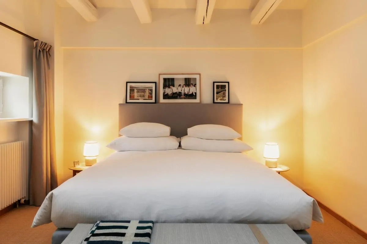 Bed in Luxury Residences by Widder Hotel