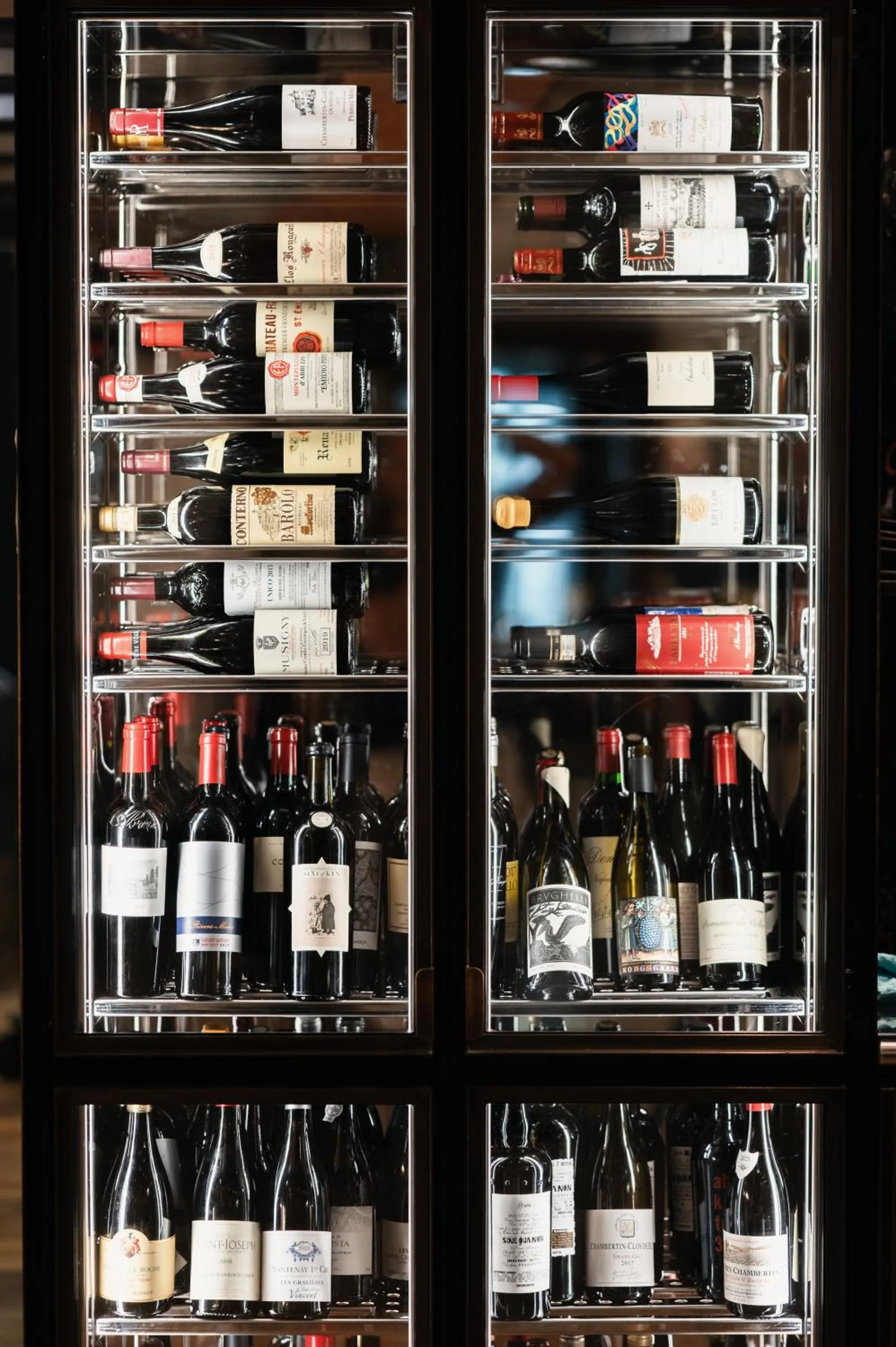 Restaurant/places to eat in Luxury Residences by Widder Hotel