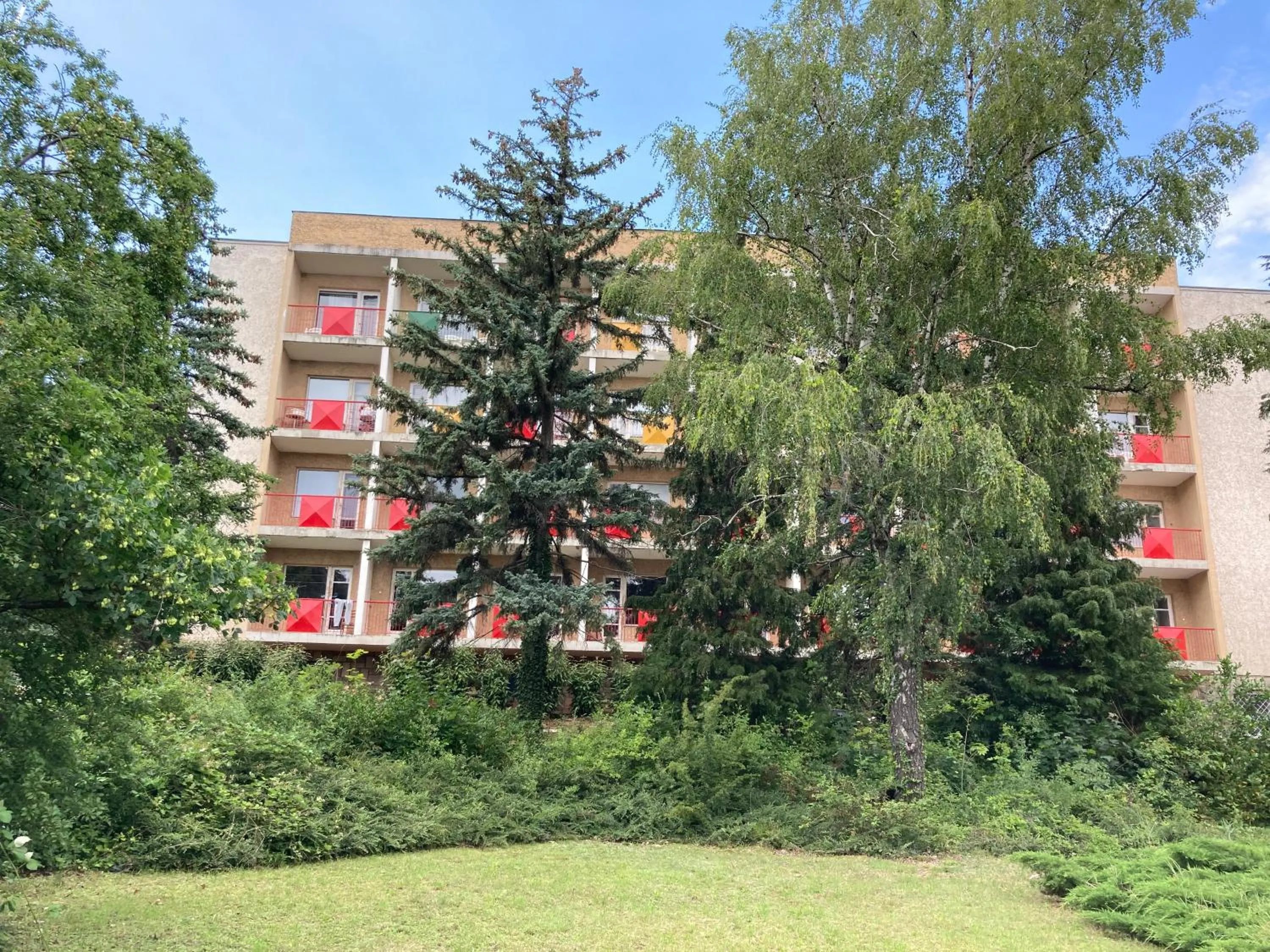 Manuela Ifjúsági Hotel