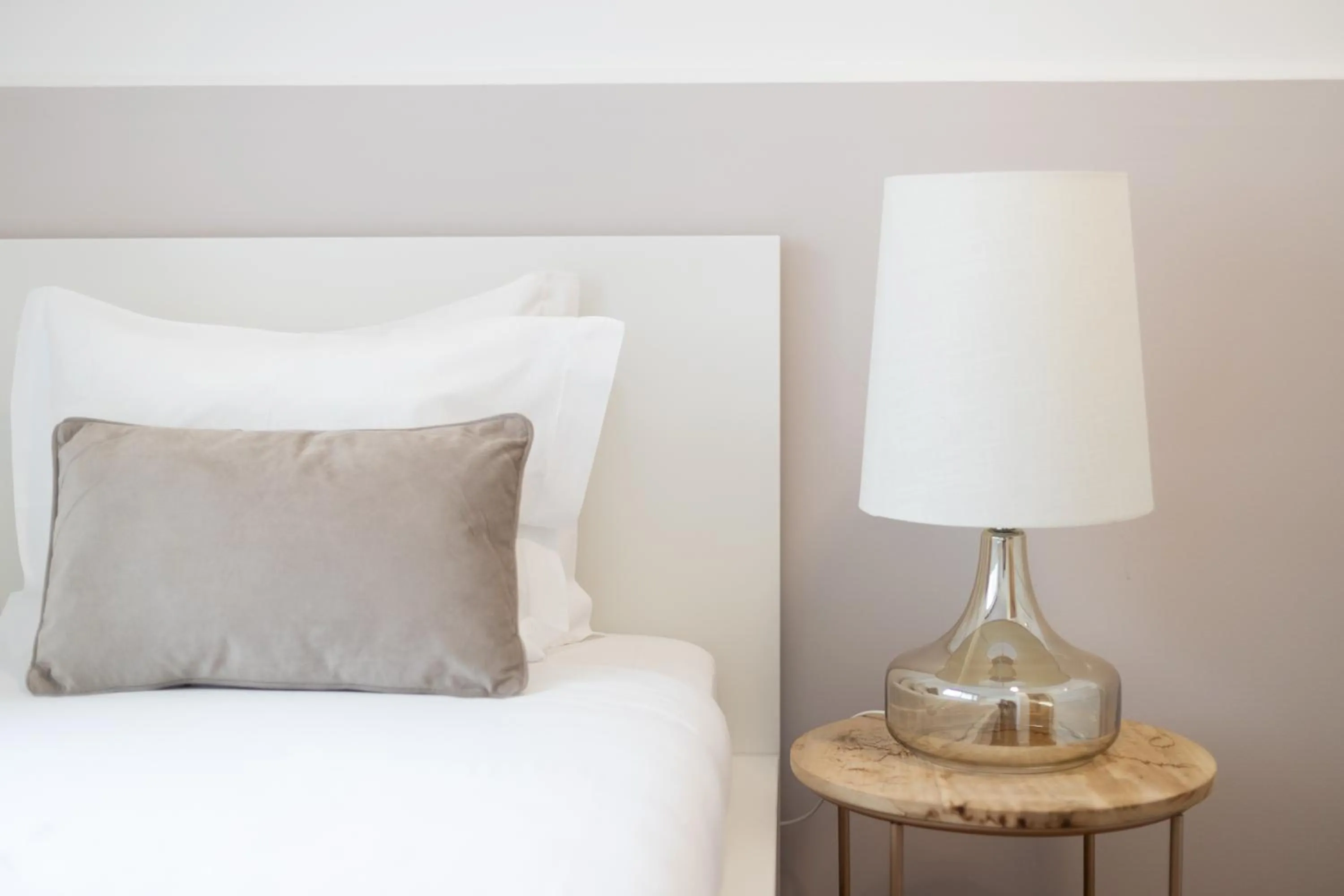 Bedroom, Bed in Living Bairro Alto V