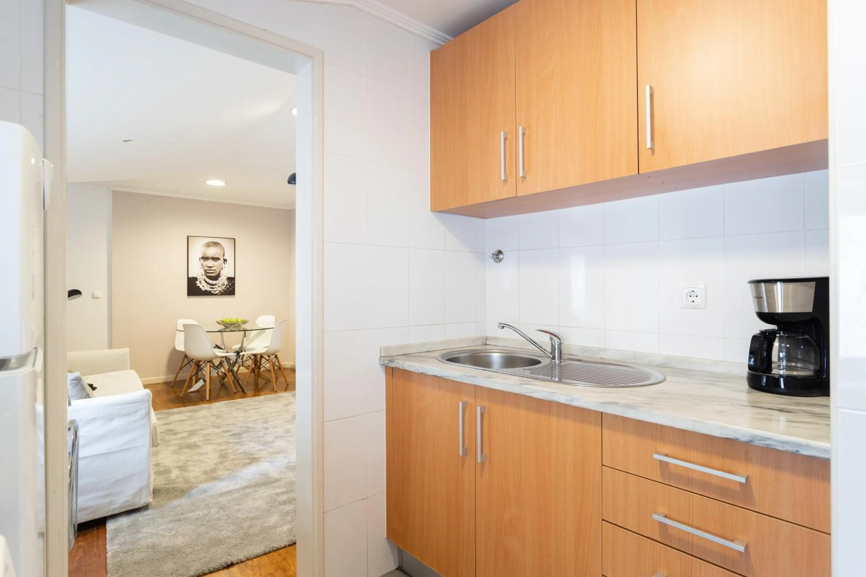 Kitchen or kitchenette in Living Bairro Alto V