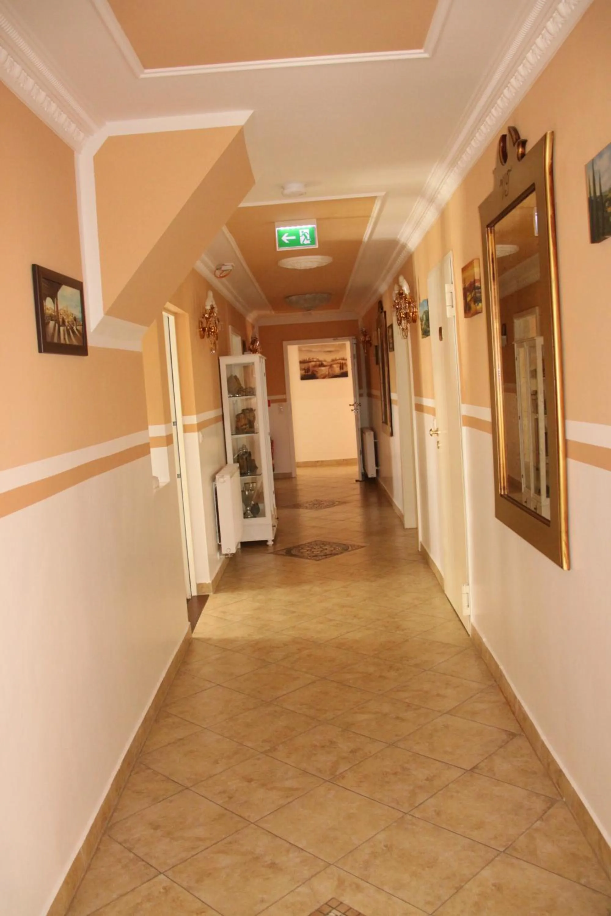 Decorative detail in Hotel Villa Toscana