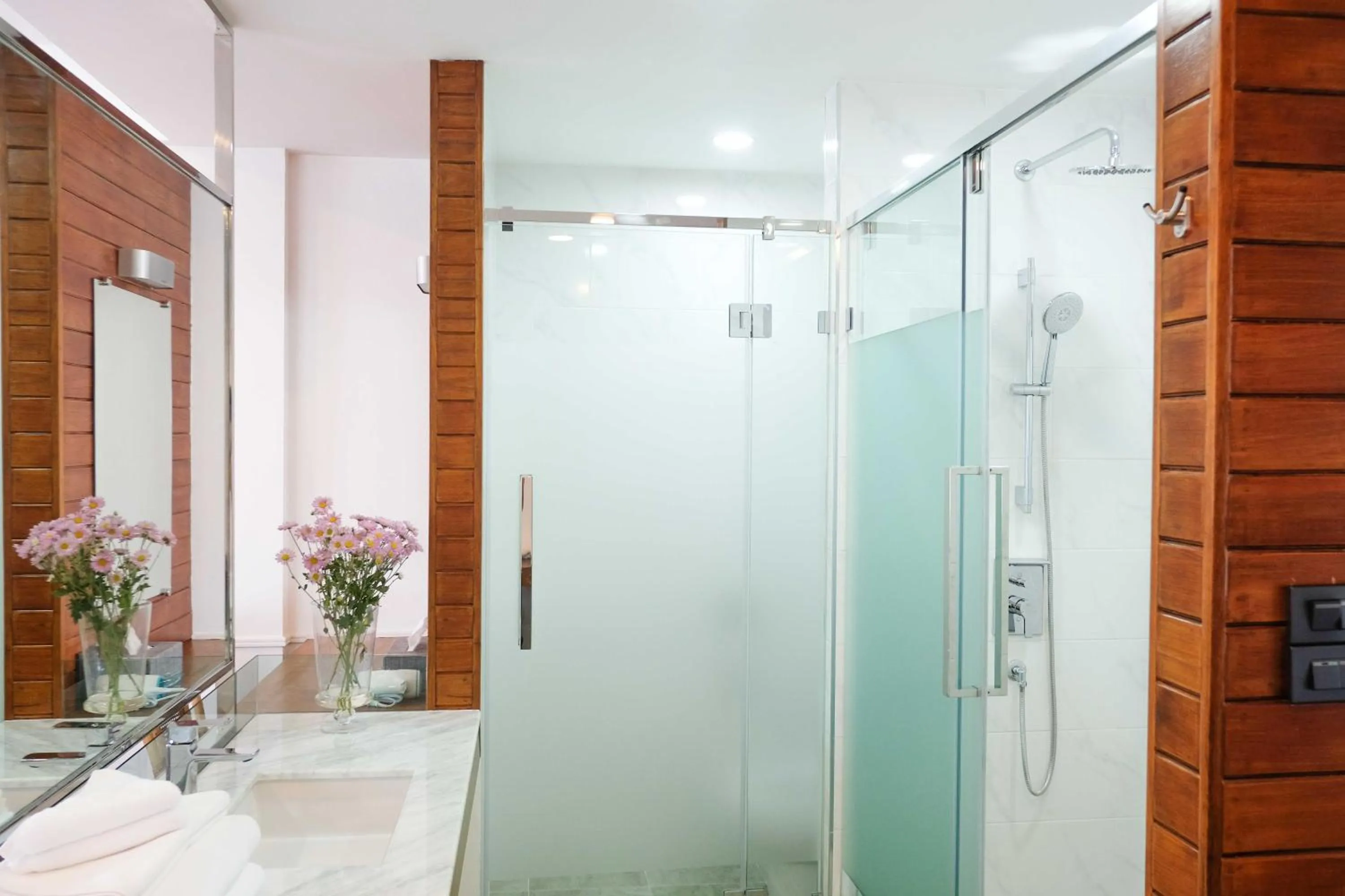 Bathroom in The Chimes Chiangmai Old City