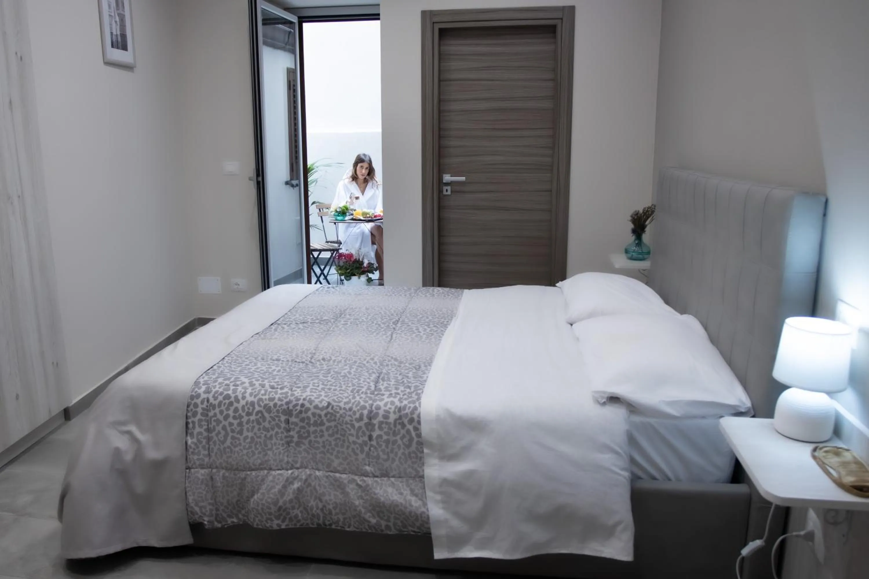 Bed in Le Mirage boutique II