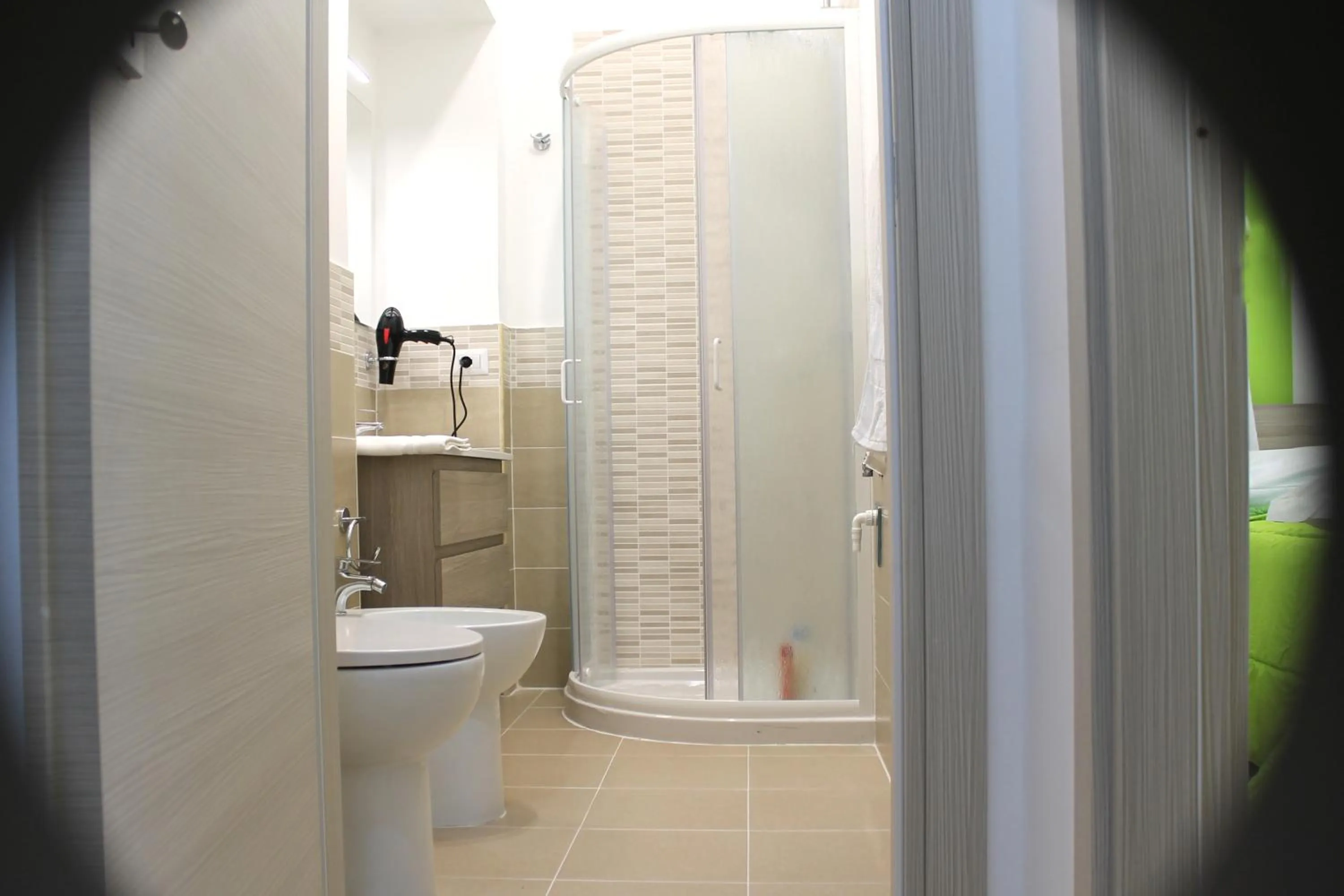 Bathroom in Le Mirage boutique II