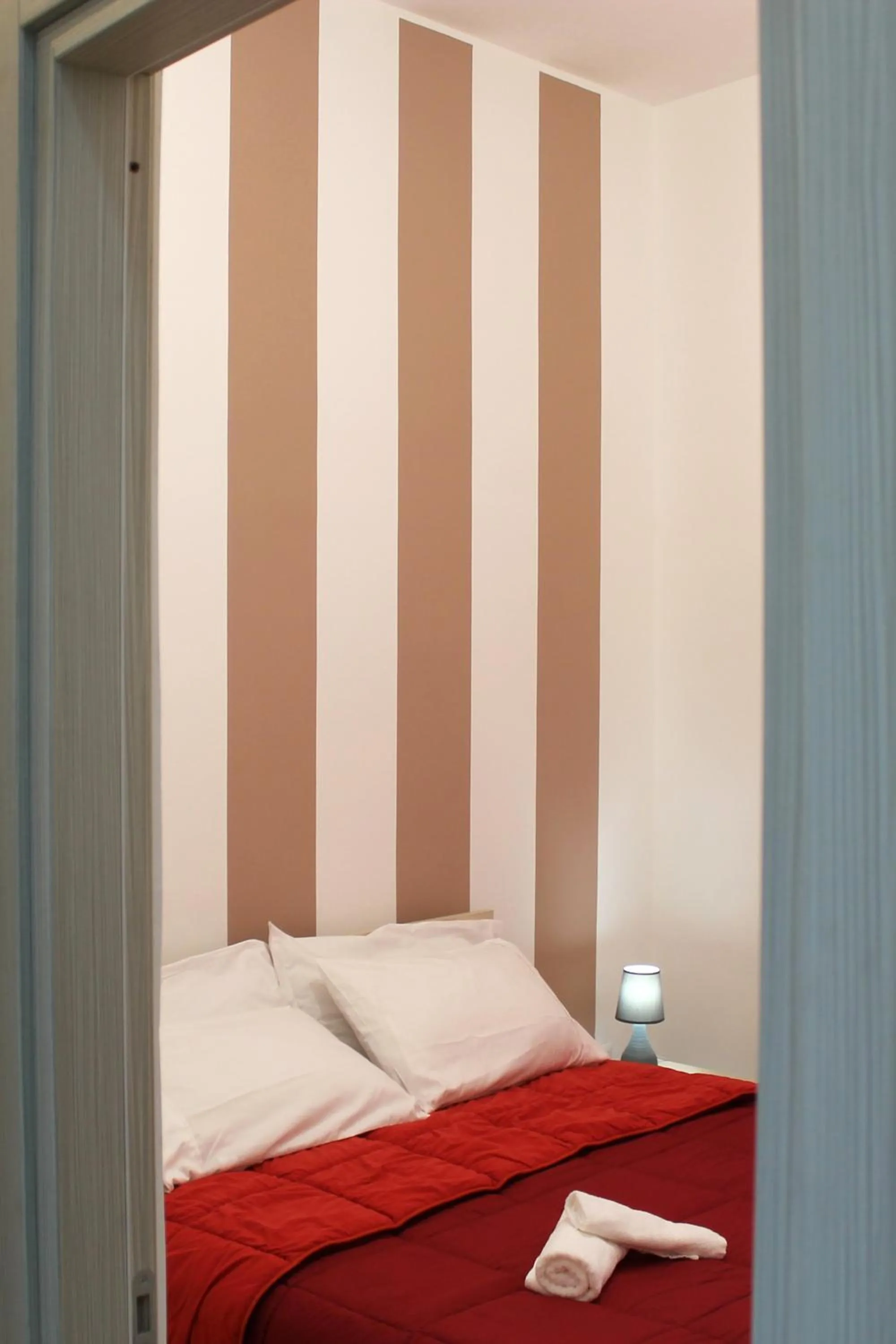 Bed in Le Mirage boutique II